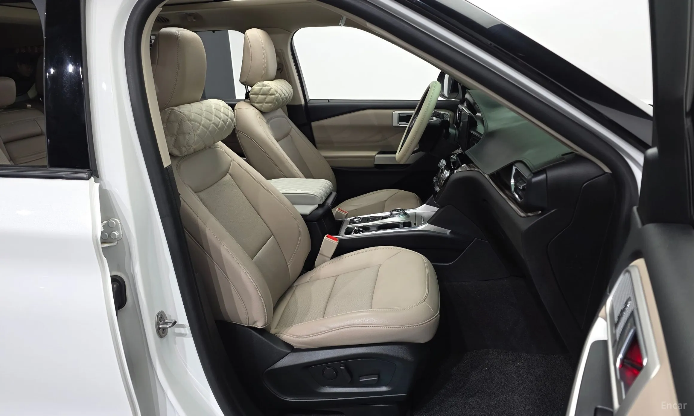 Ford Explorer 6th Generation превью 11