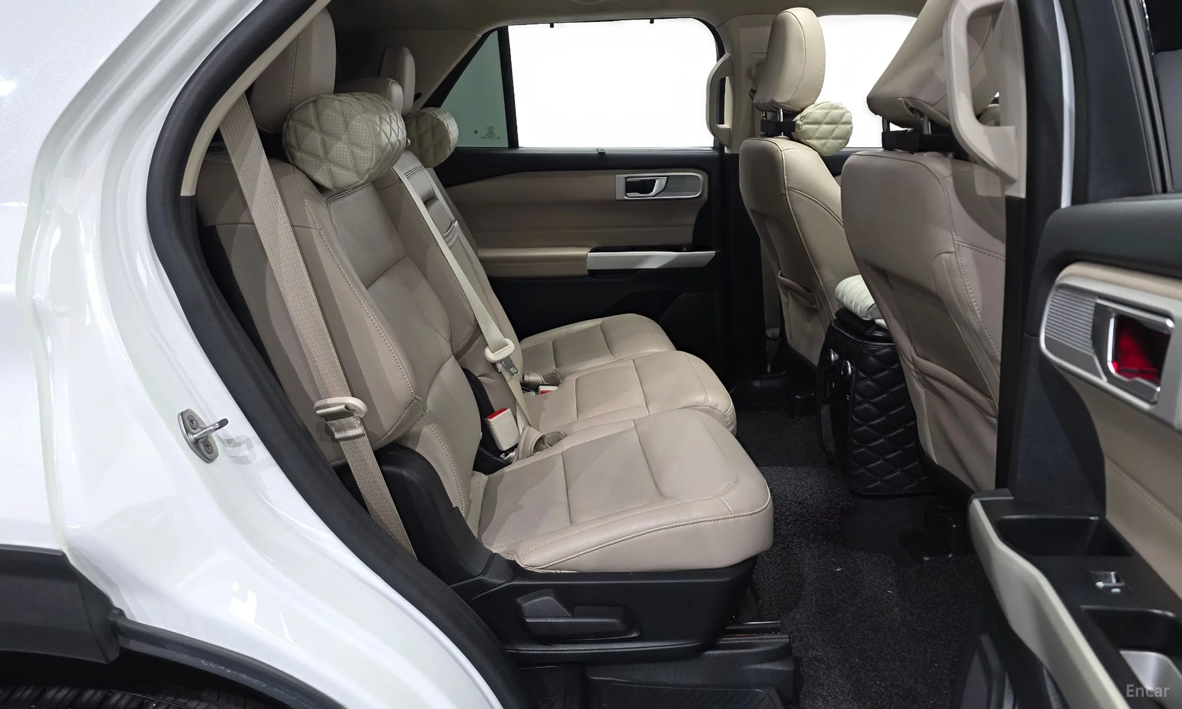 Ford Explorer 6th Generation превью 12