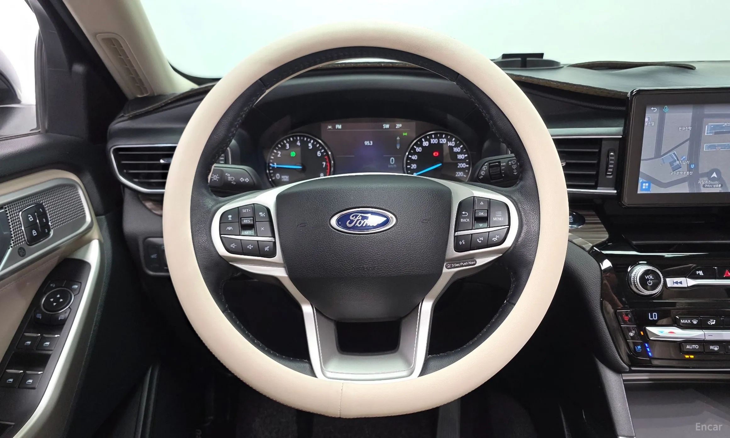 Ford Explorer 6th Generation превью 13