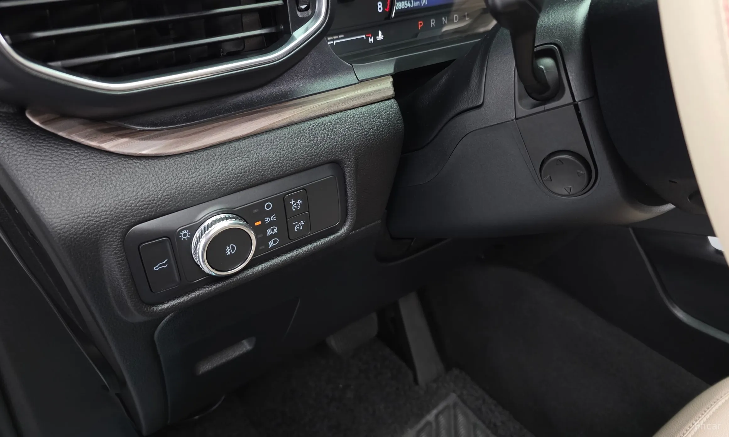 Ford Explorer 6th Generation превью 19