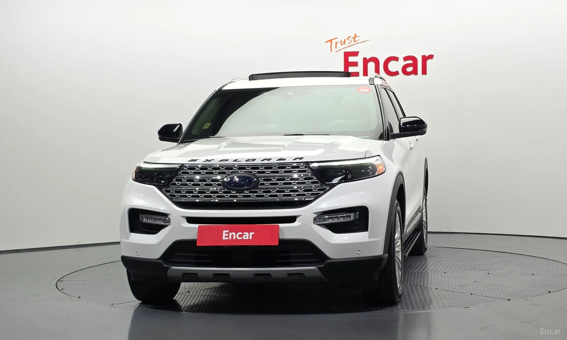 Ford Explorer 6th Generation превью 3