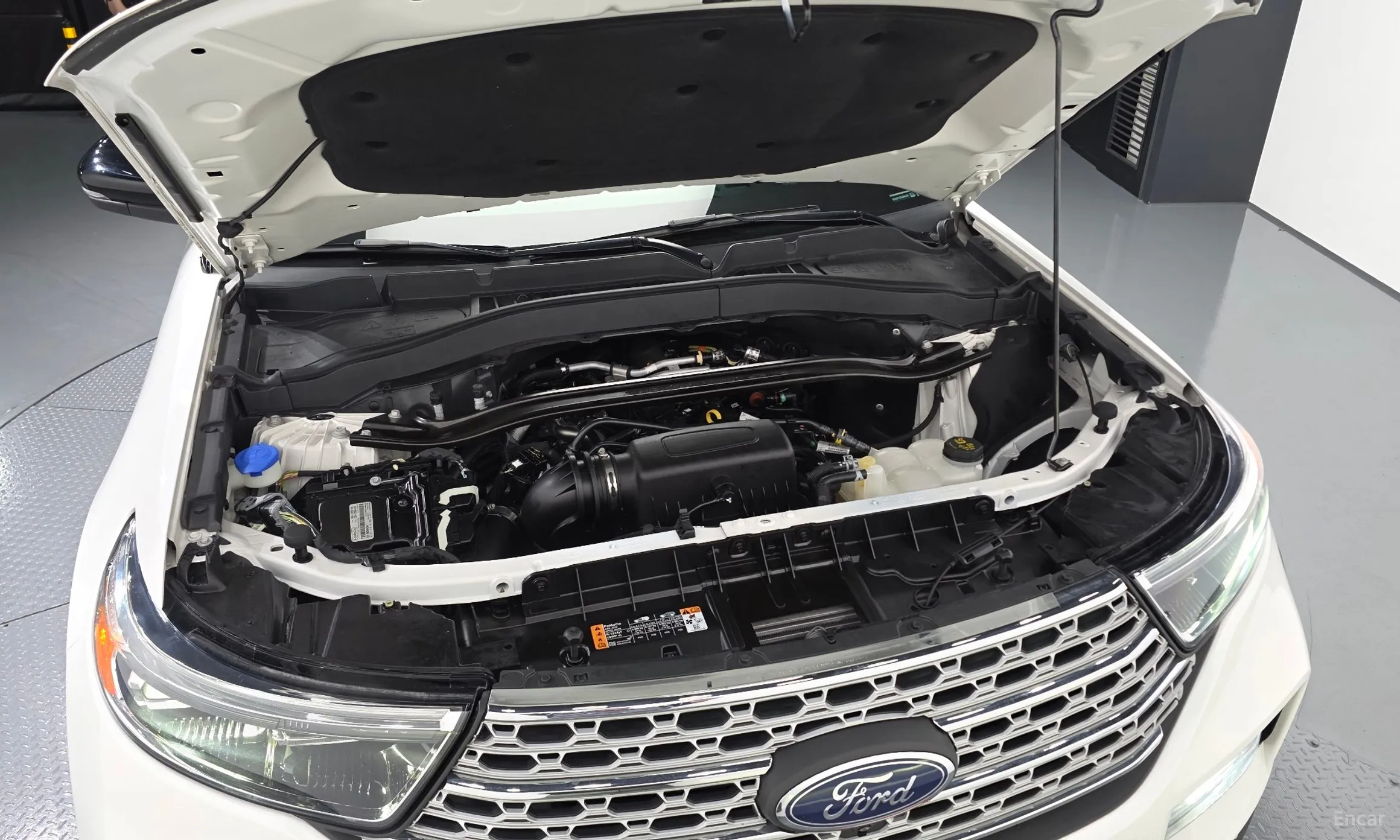 Ford Explorer 6th Generation превью 6