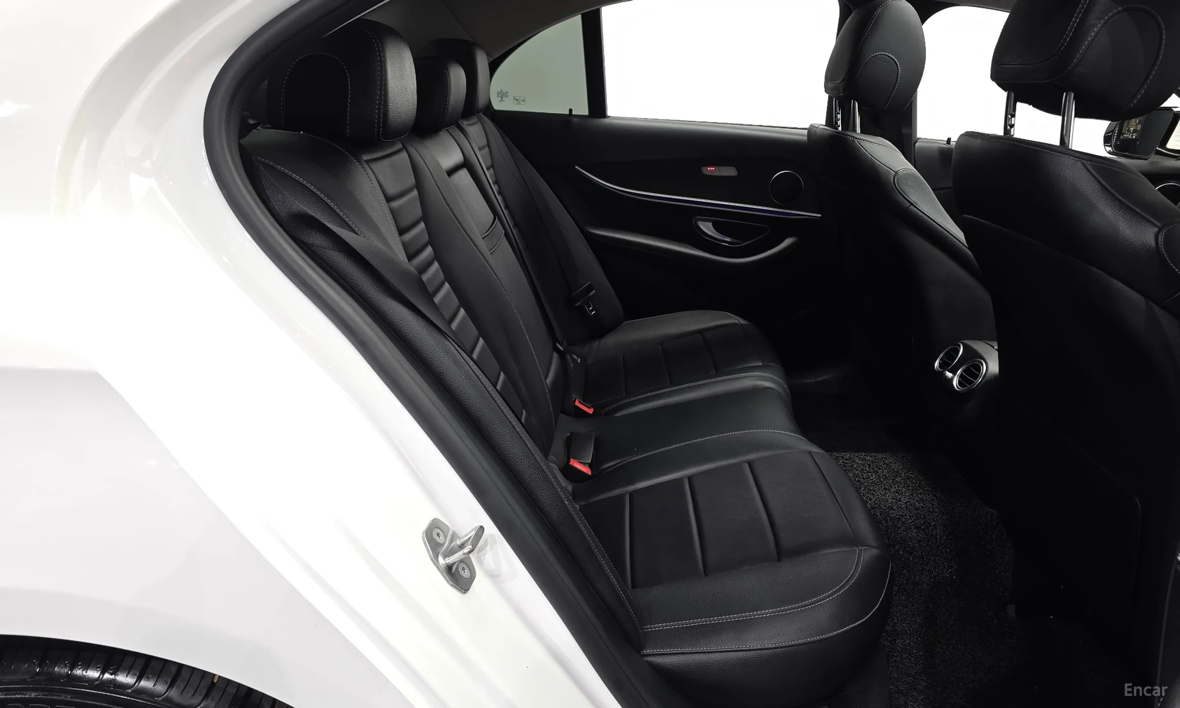 Mercedes Benz E-Class W213 превью 12