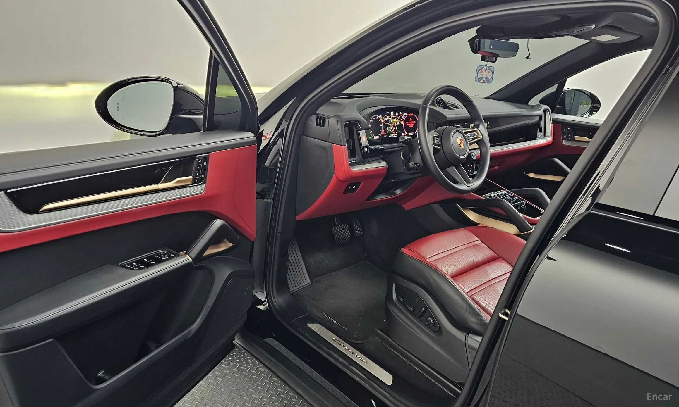 Porsche Cayenne (PO536) превью 10