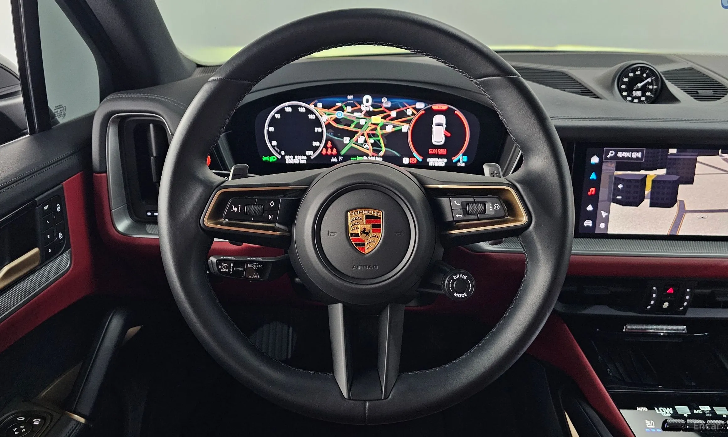 Porsche Cayenne (PO536) превью 13