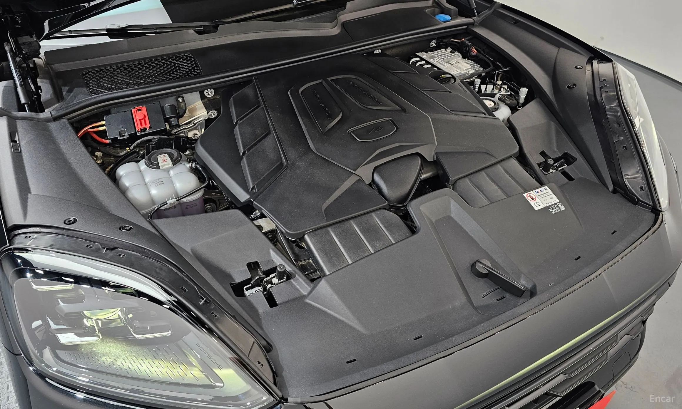 Porsche Cayenne (PO536) превью 6
