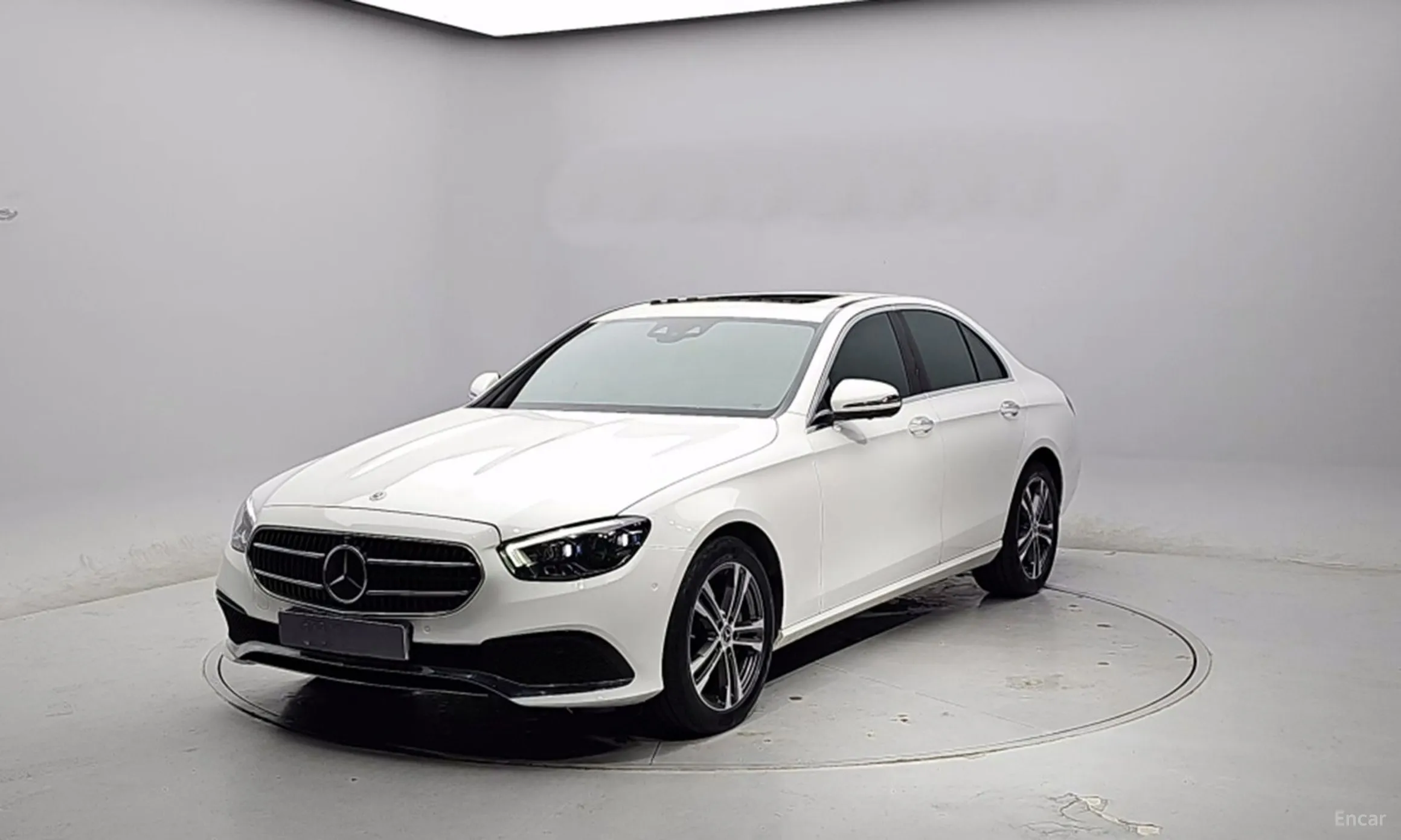 Mercedes Benz E-Class W213