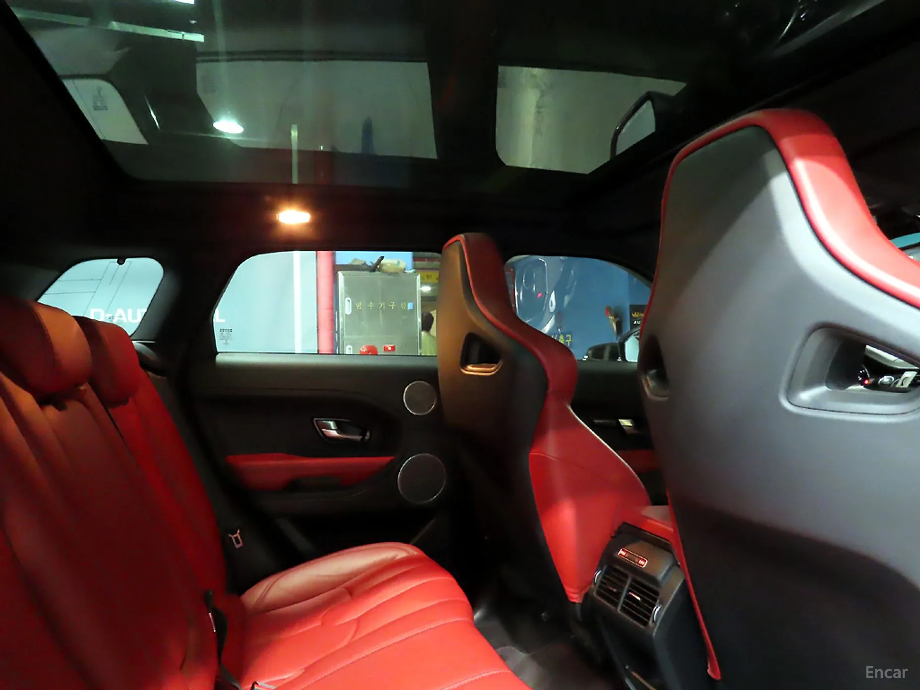 Land Rover Range Rover Evoque превью 15