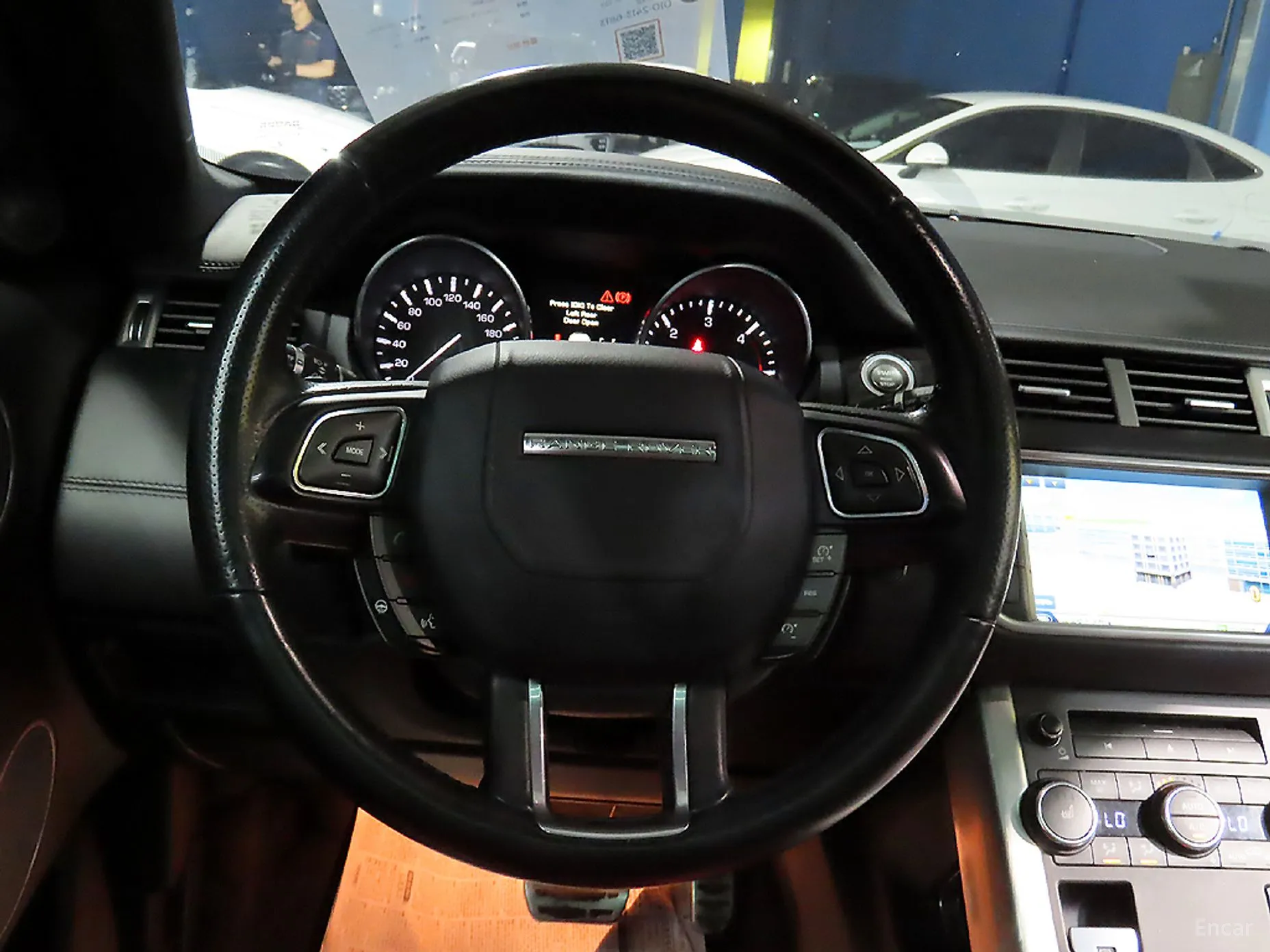Land Rover Range Rover Evoque превью 7