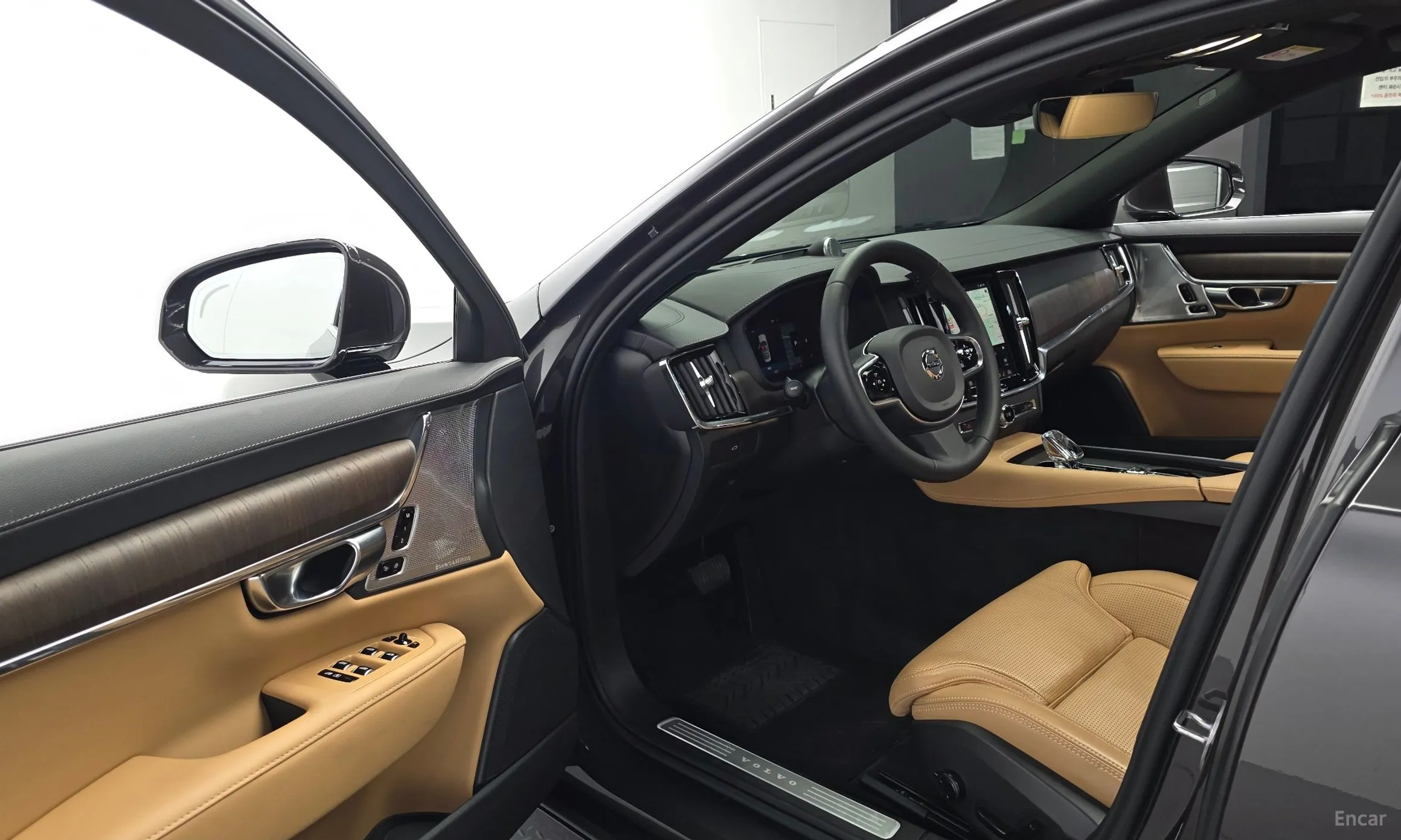Volvo S90 превью 10