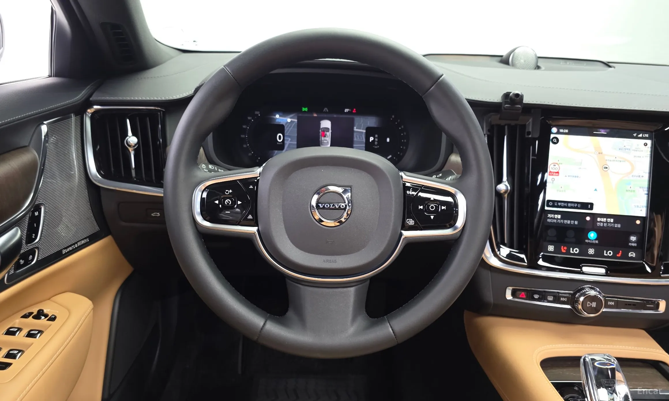 Volvo S90 превью 13