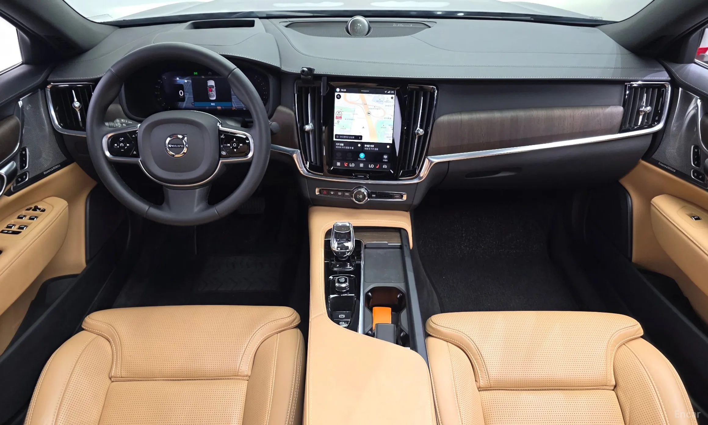 Volvo S90 превью 7