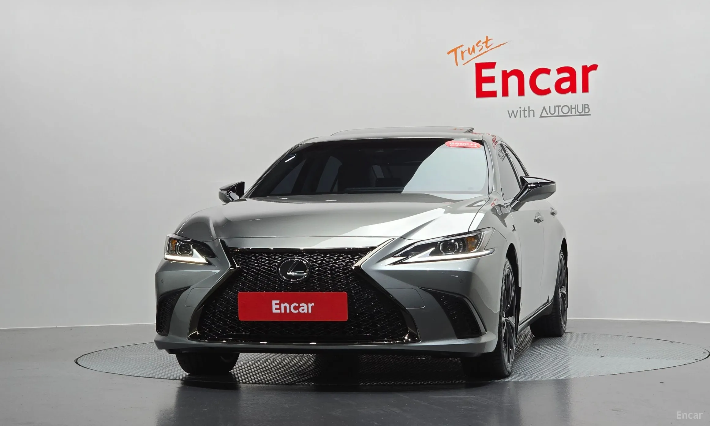 Lexus ES300h 7th Generation превью 3