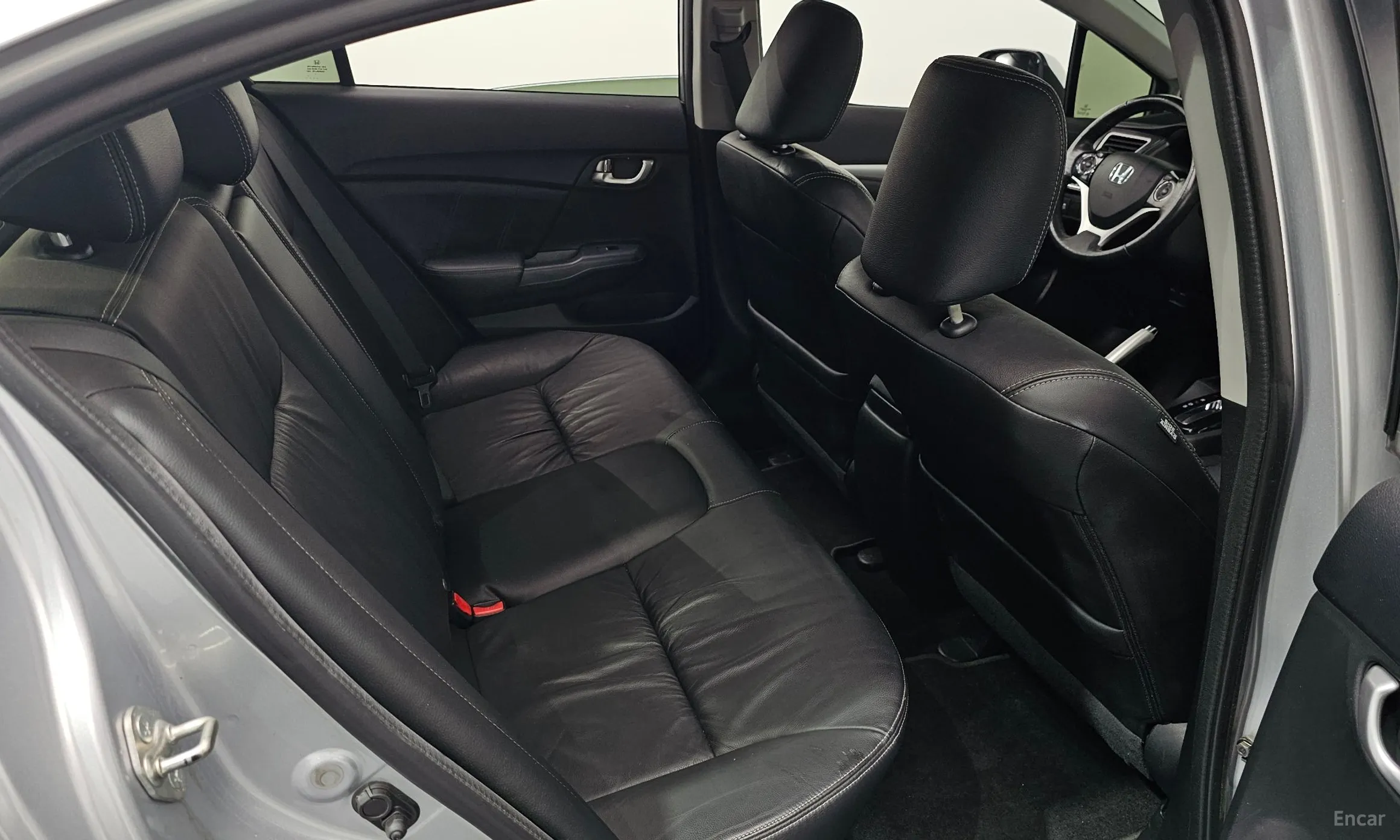 Honda Civic превью 11