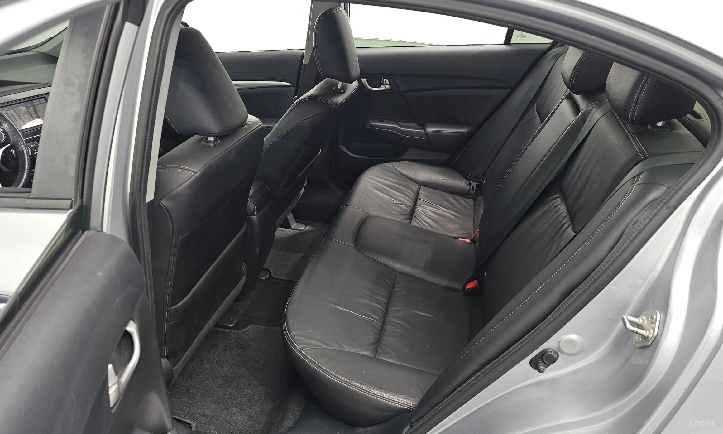 Honda Civic превью 12
