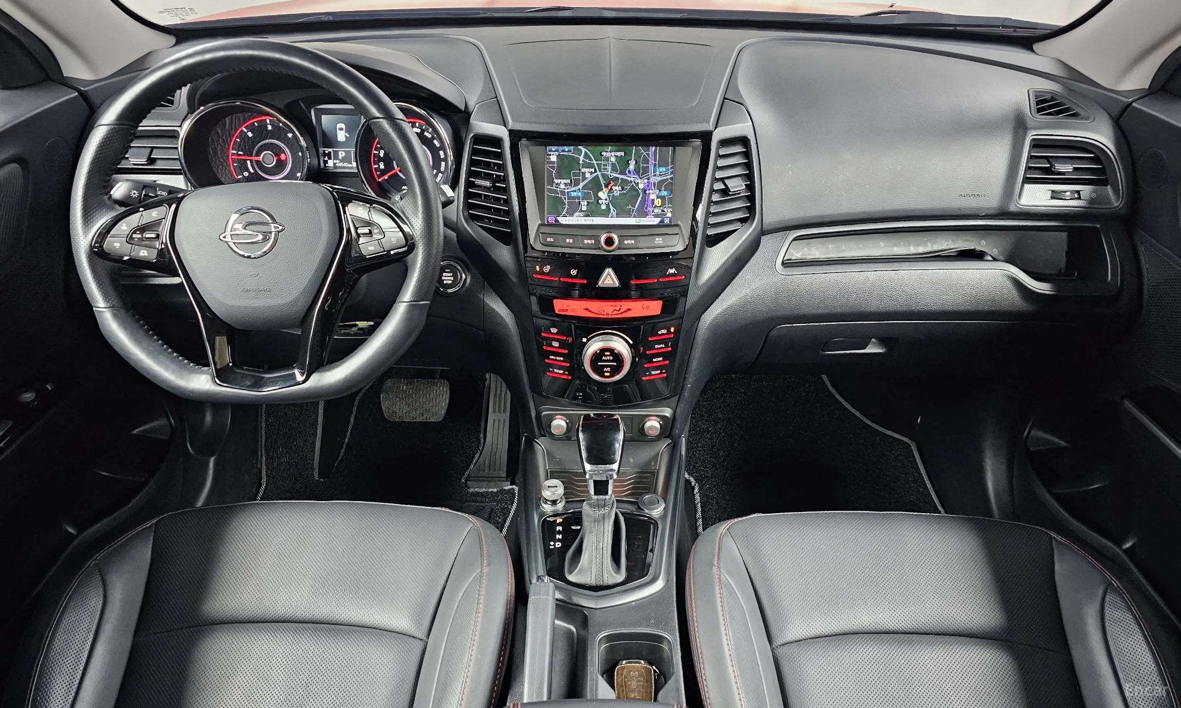 KG Mobility (SsangYong) Tivoli Air превью 7