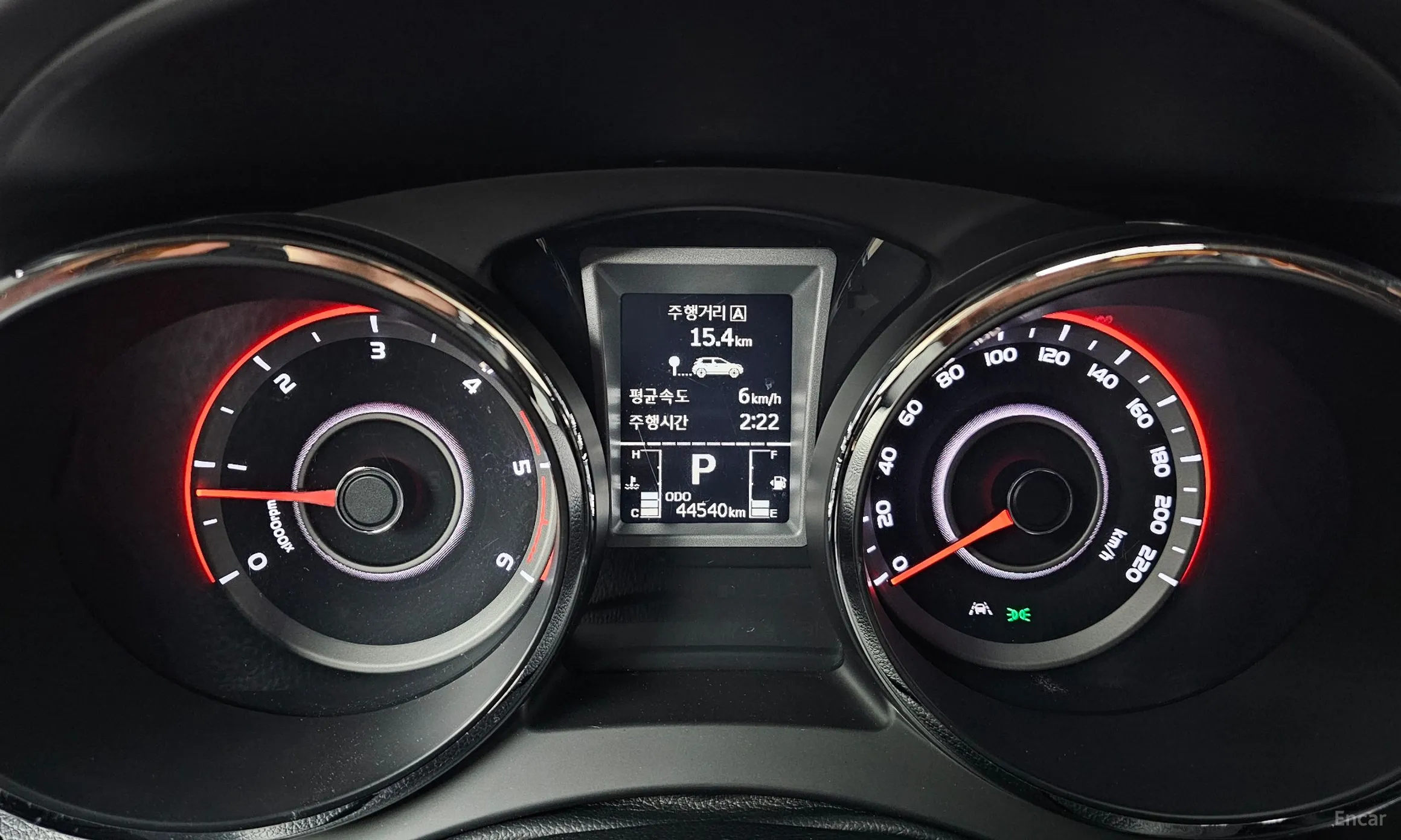 KG Mobility (SsangYong) Tivoli Air превью 8