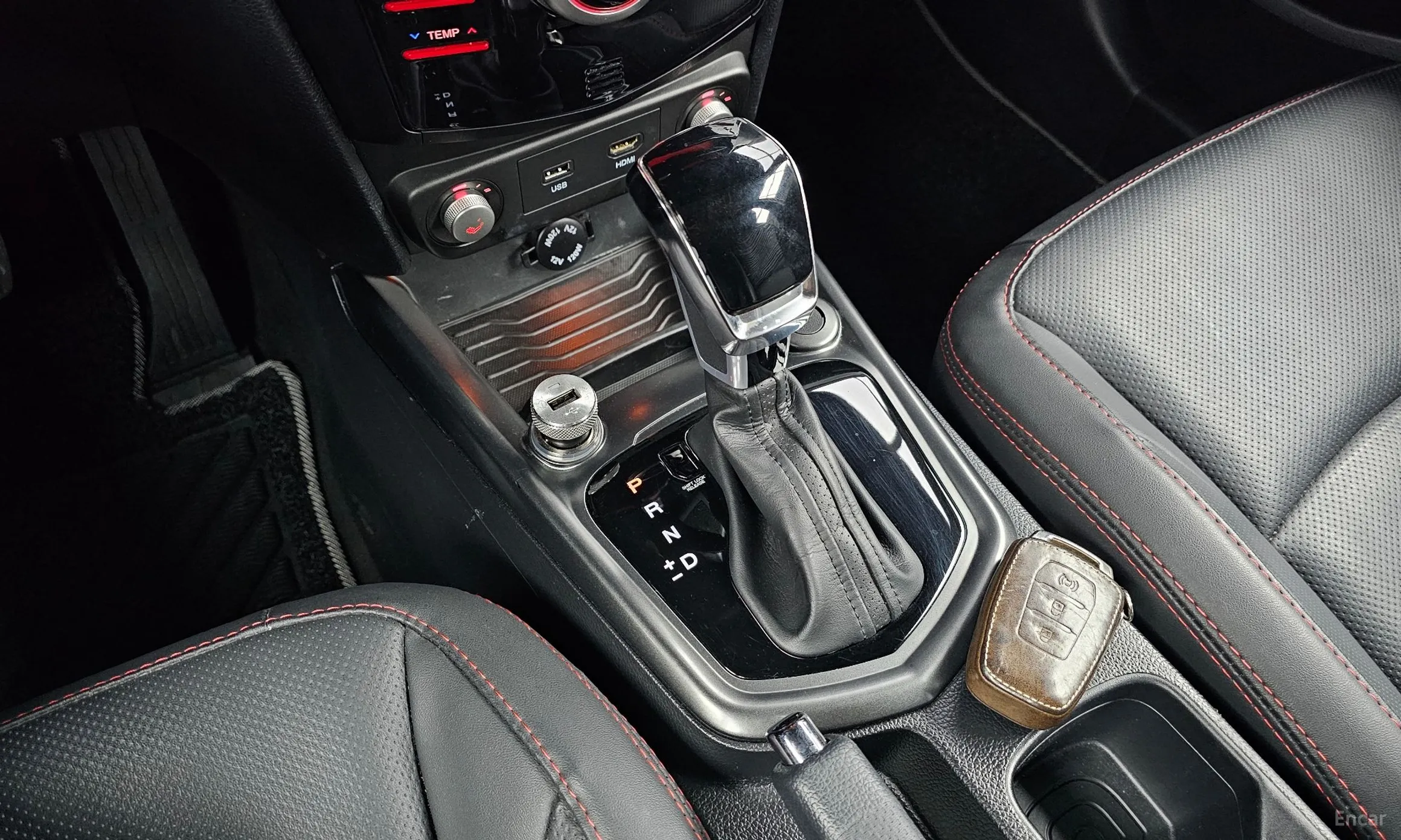 KG Mobility (SsangYong) Tivoli Air превью 9