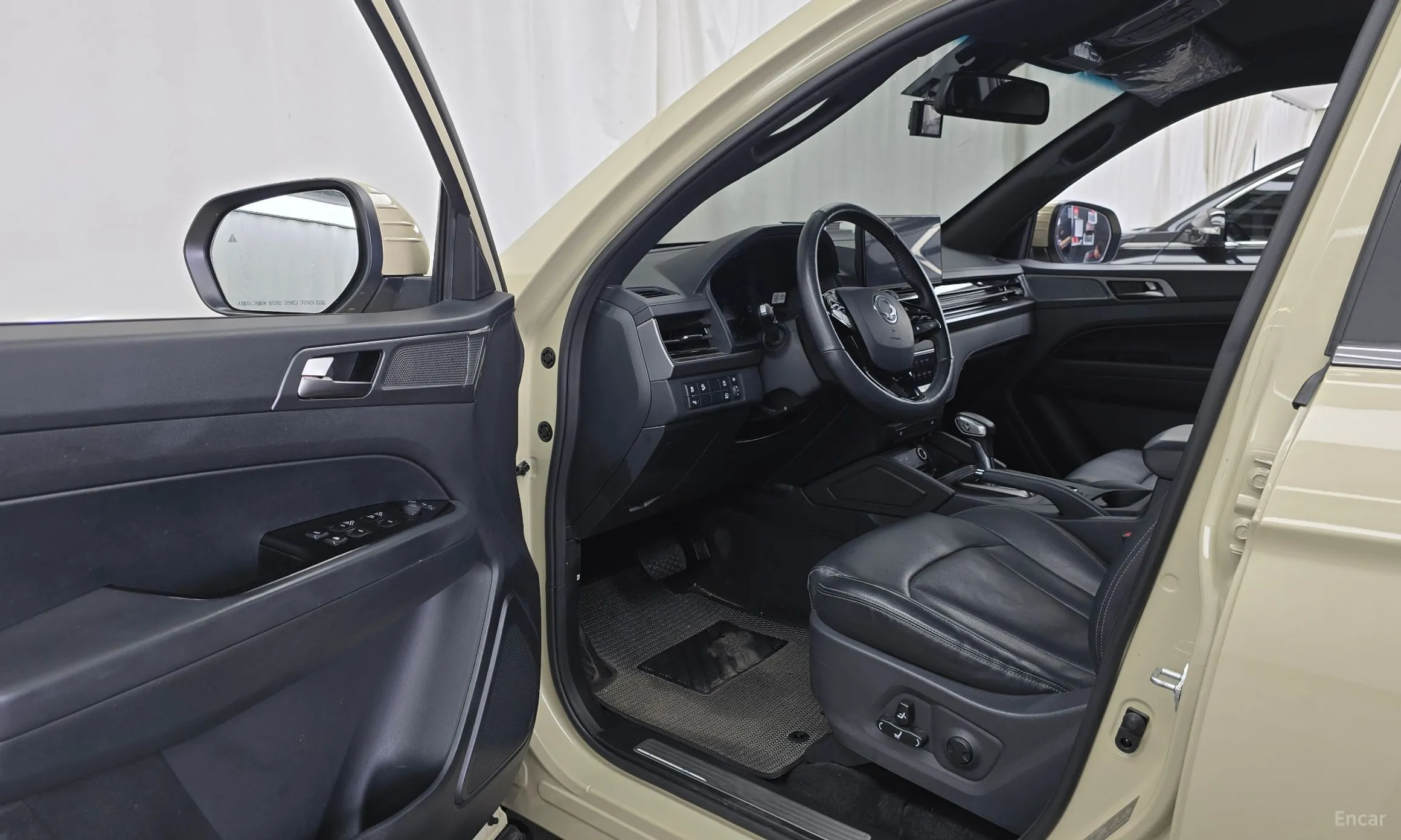 KG Mobility (SsangYong) Rexton Sports превью 10