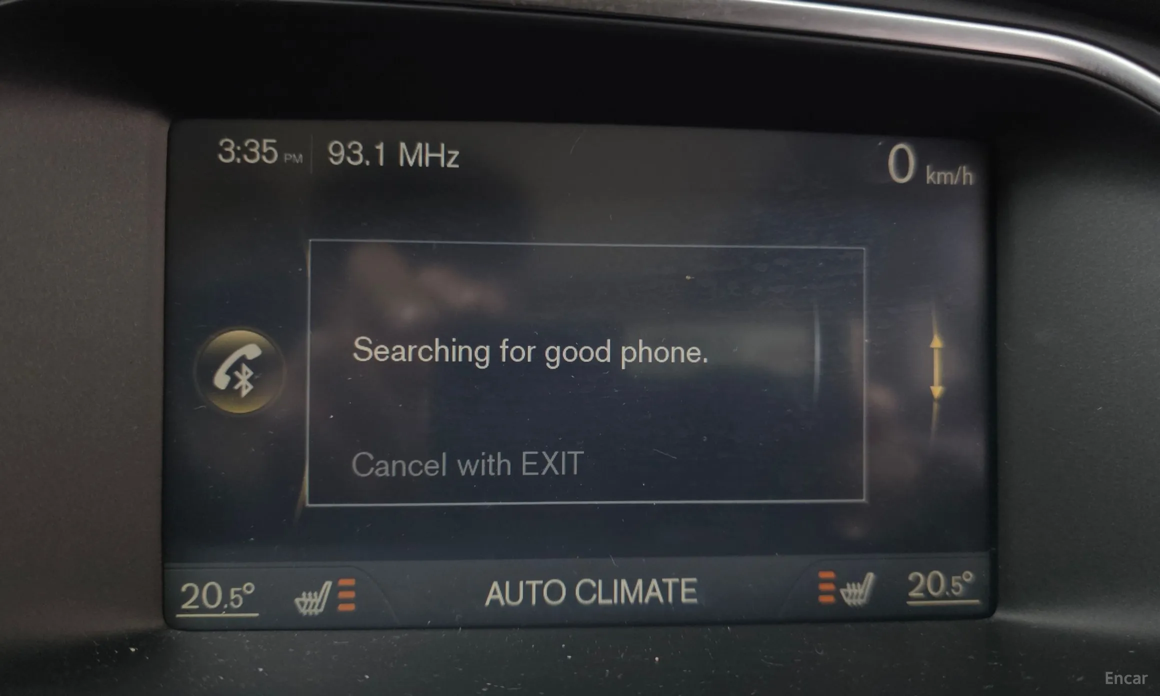Volvo V40 превью 16