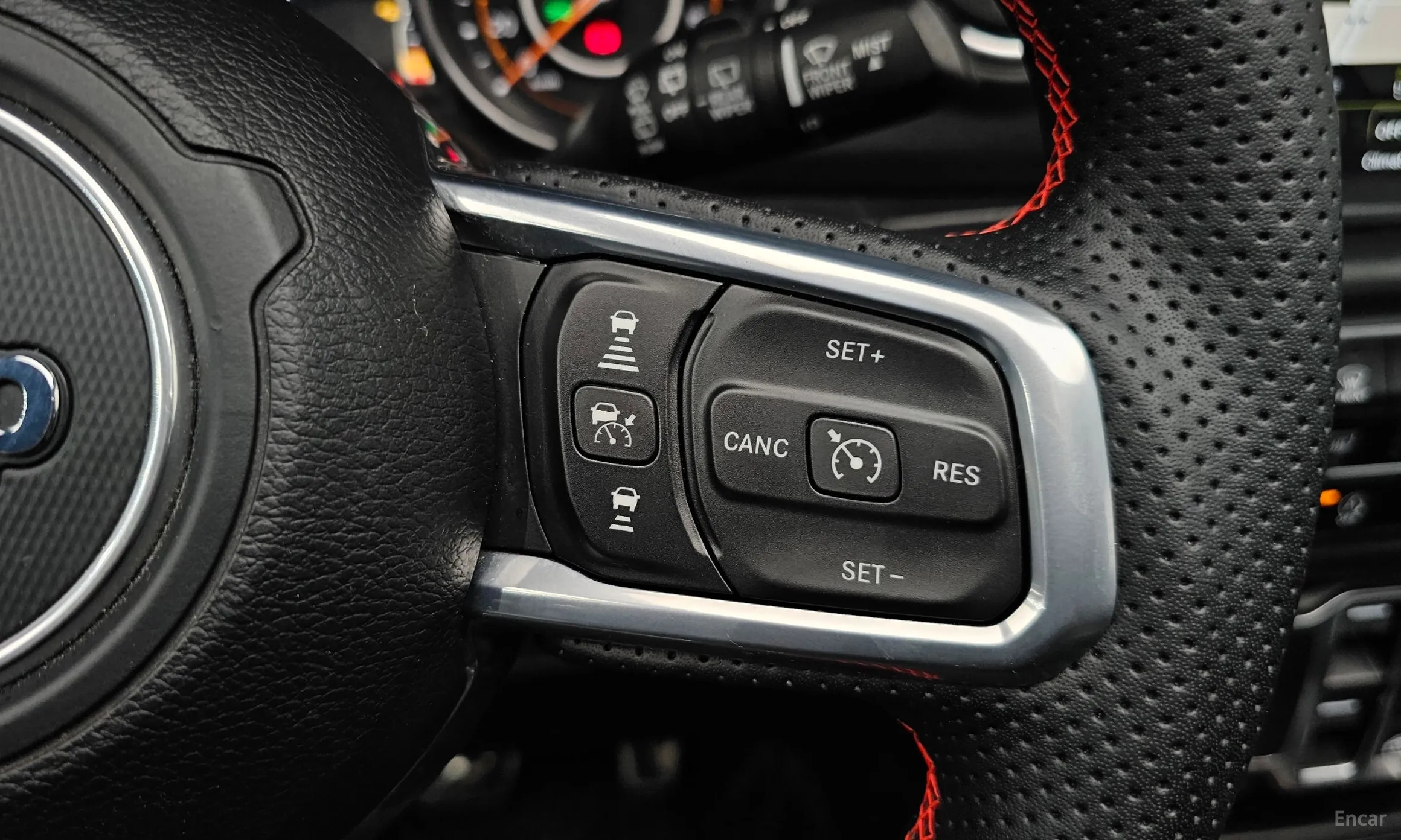 Jeep Wrangler (JL) превью 16