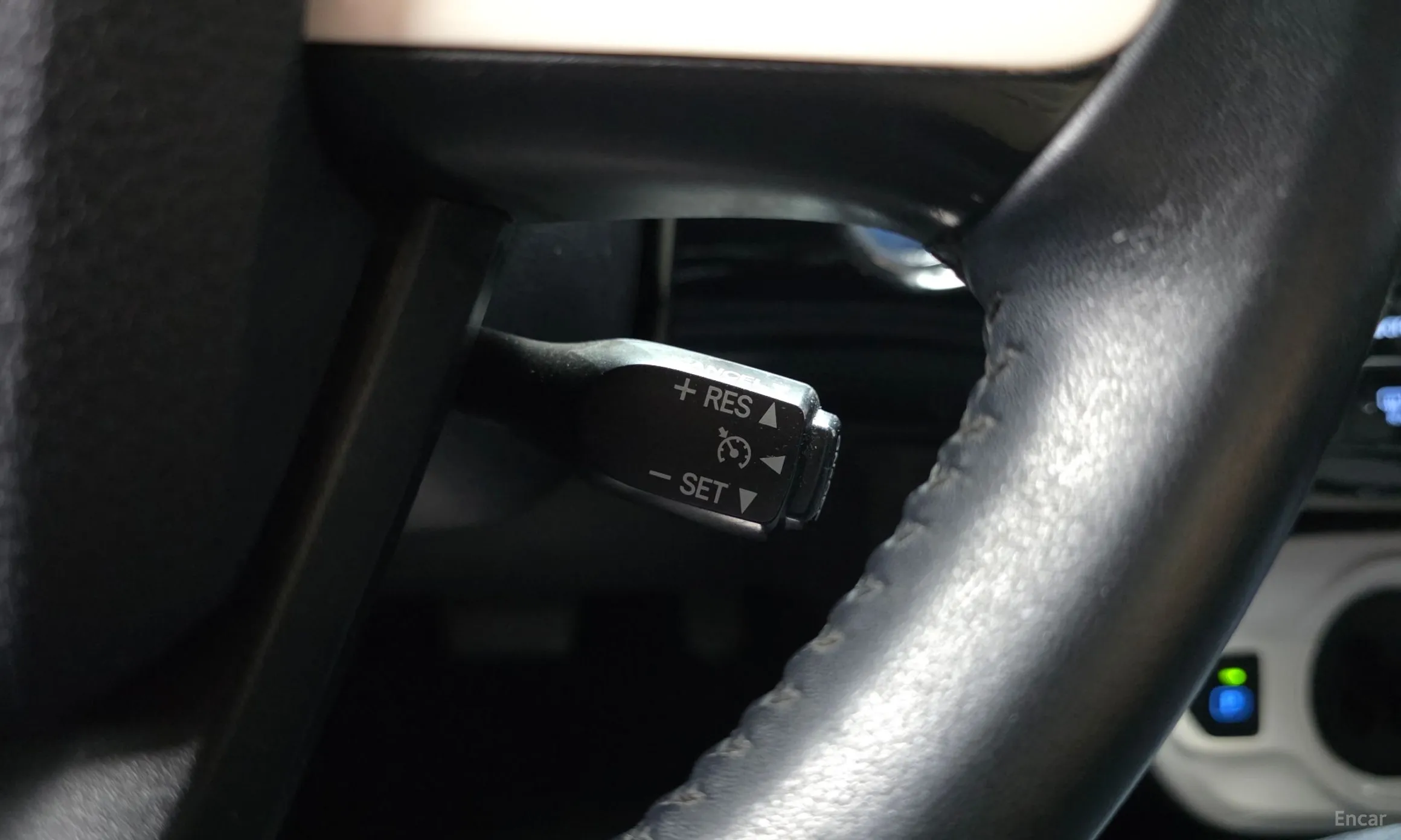 Toyota Prius 4th Generation превью 17