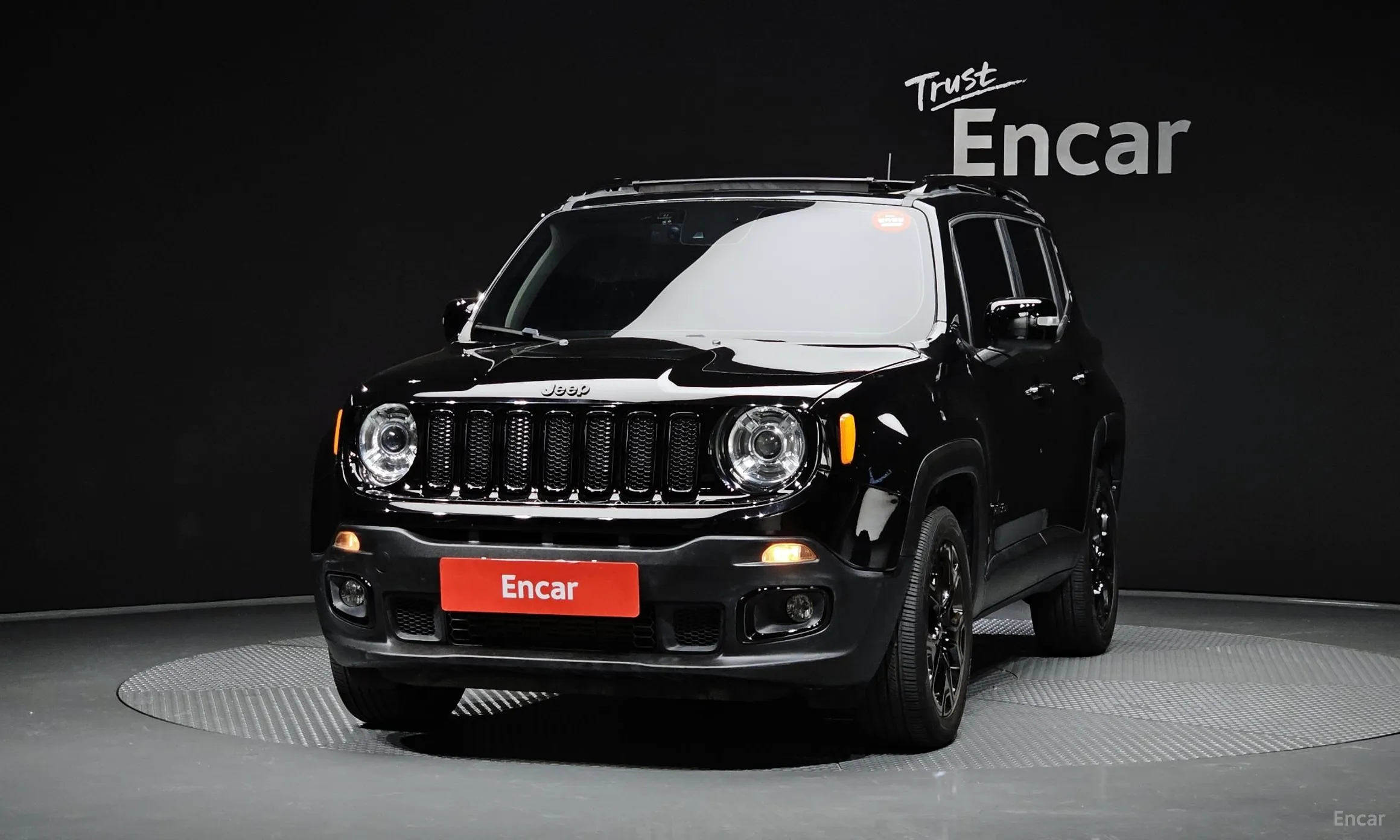 Jeep Renegade превью 3