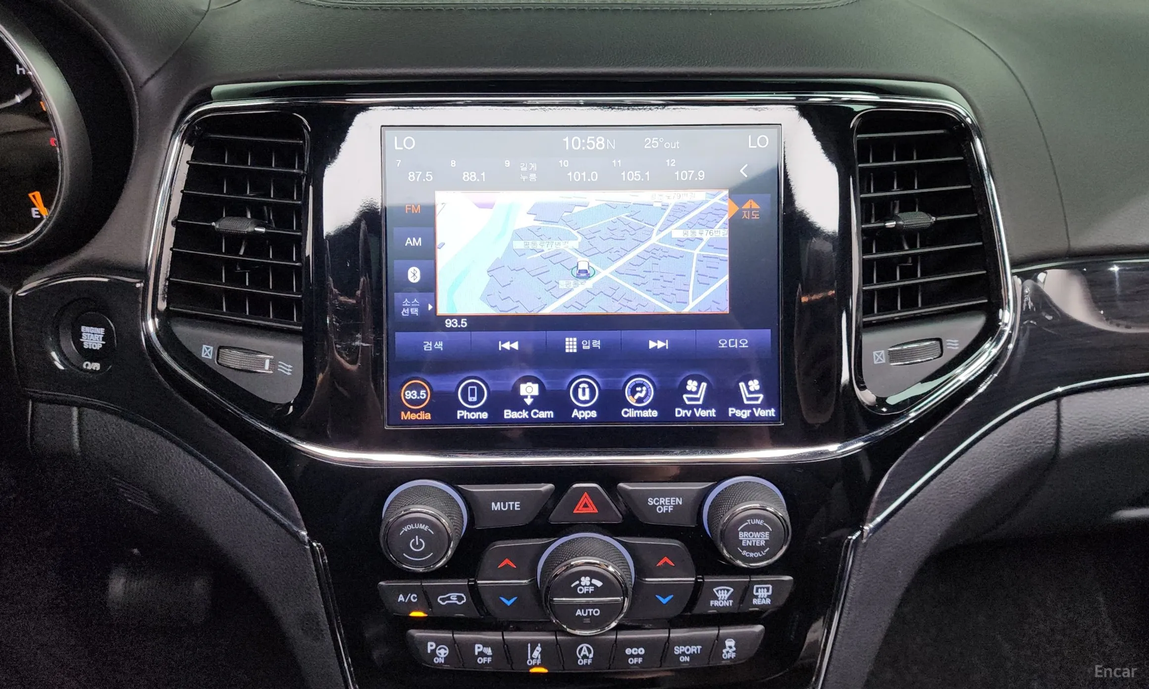 Jeep Grand Cherokee превью 12