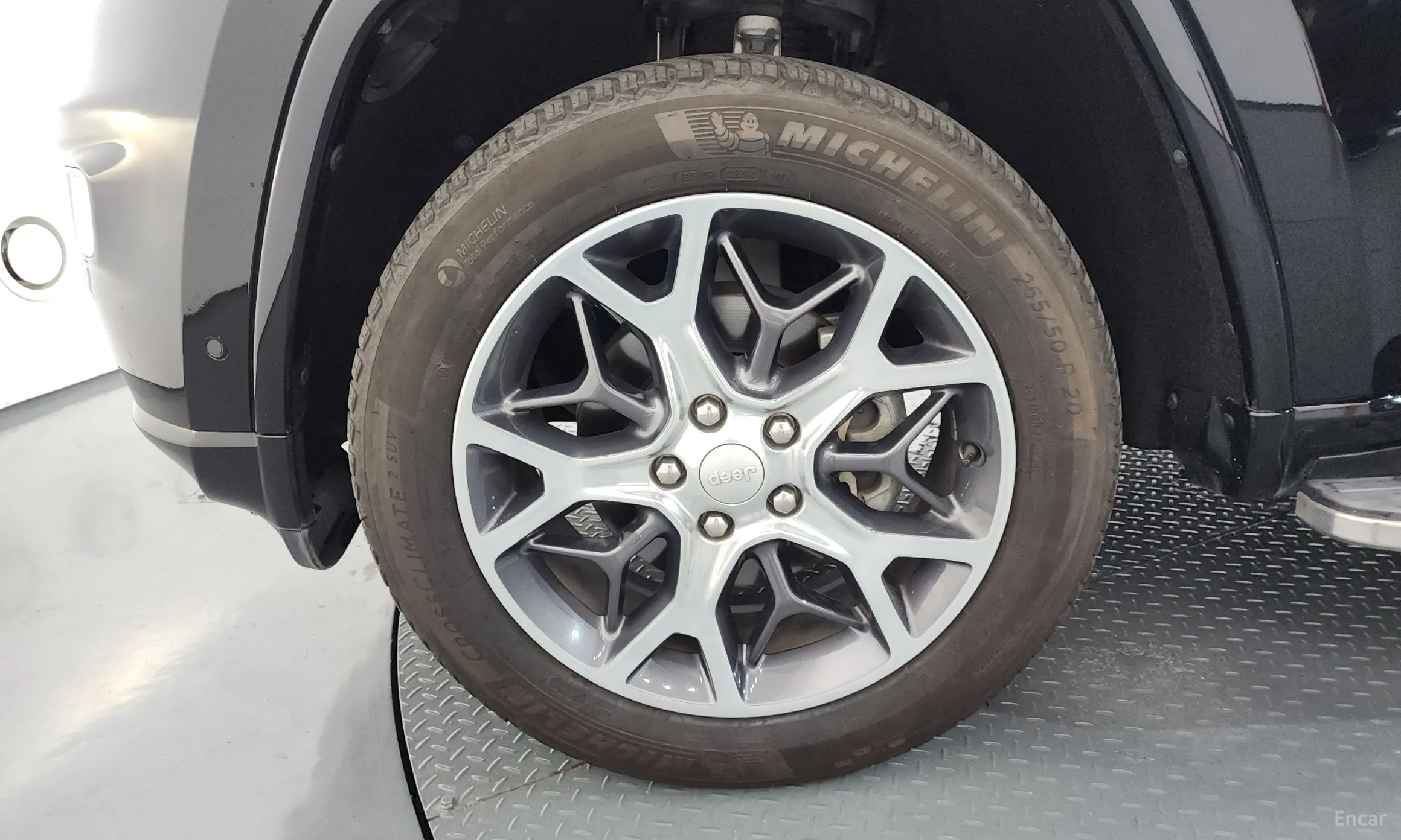 Jeep Grand Cherokee превью 5