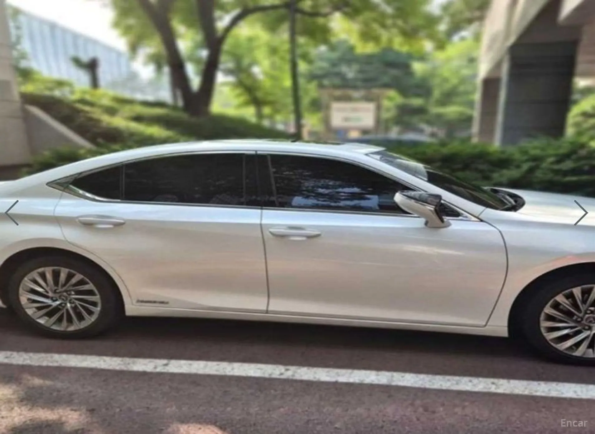 Lexus ES300h 7th Generation превью 2