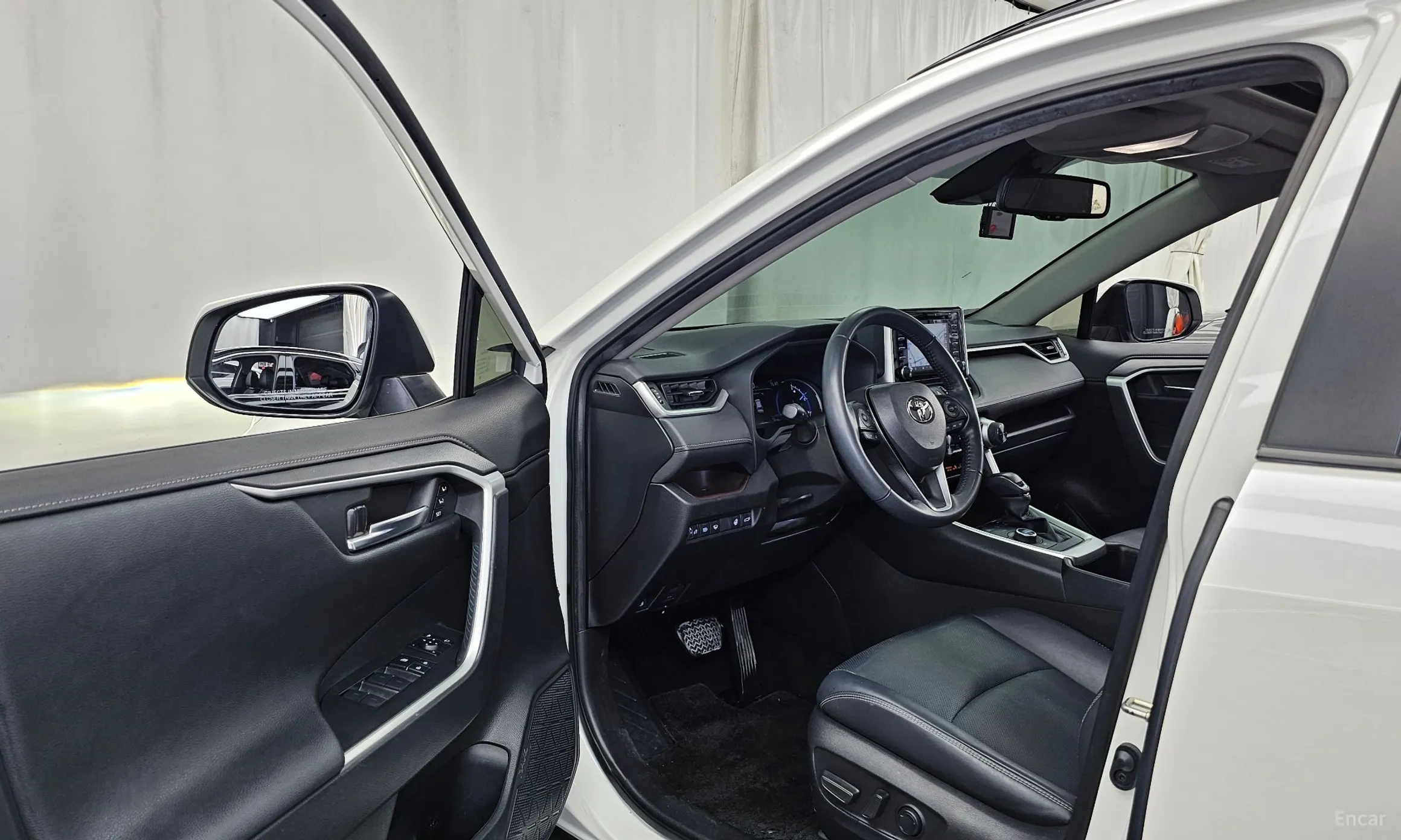 Toyota RAV4 5th Generation превью 10
