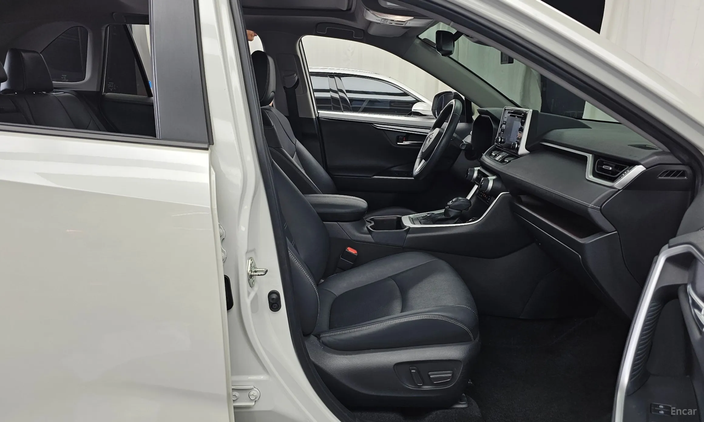 Toyota RAV4 5th Generation превью 11