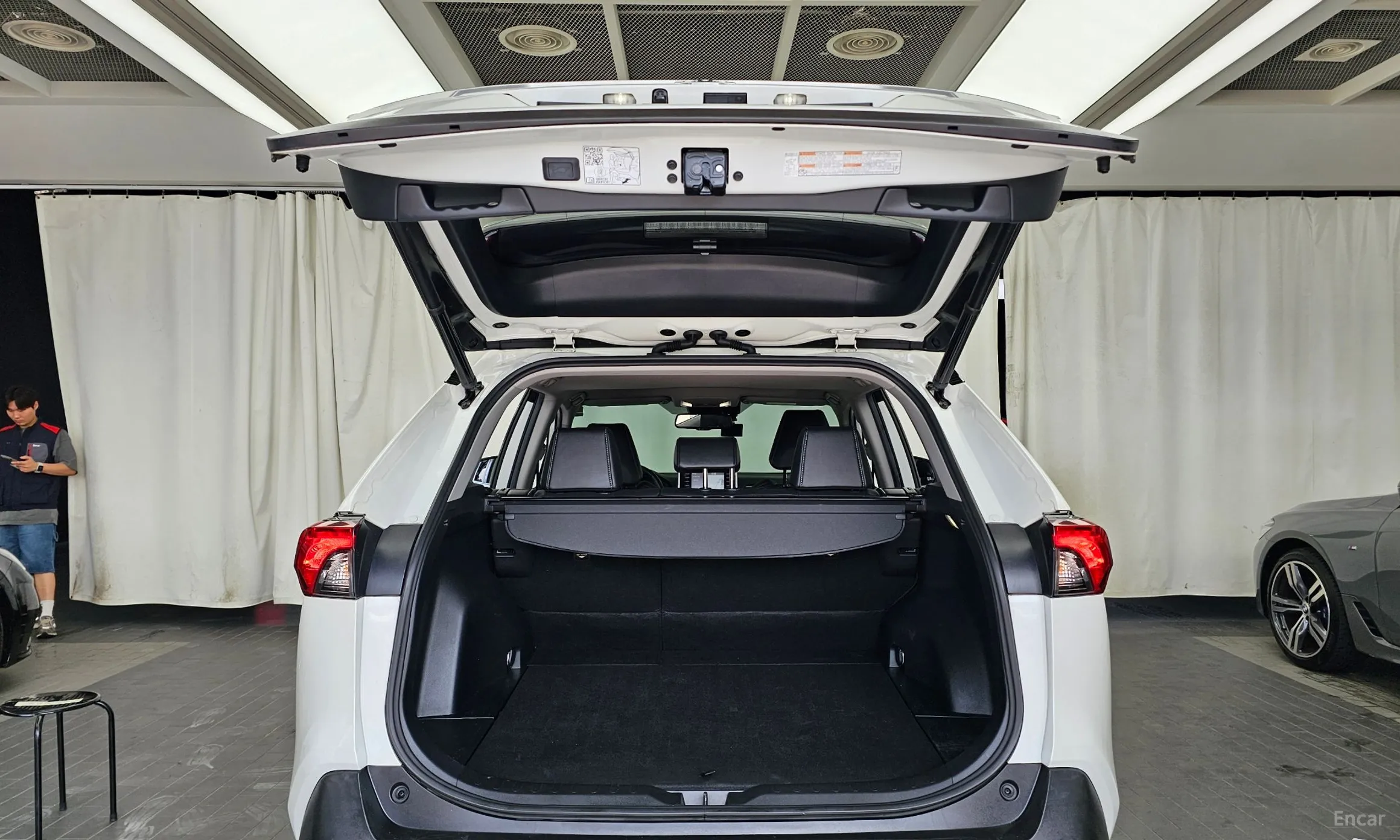 Toyota RAV4 5th Generation превью 20