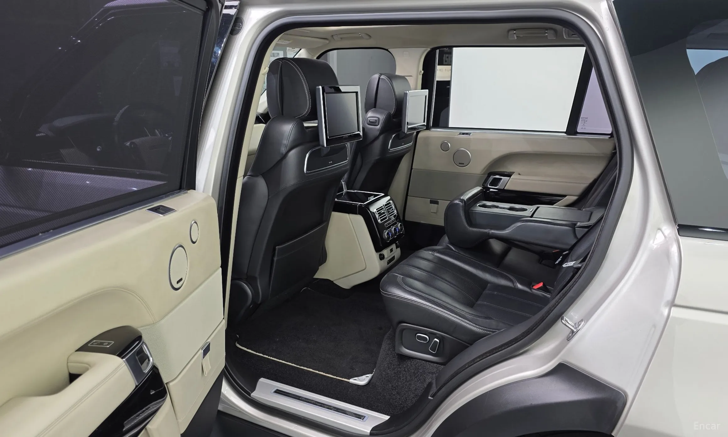 Land Rover Range Rover 4th Generation превью 11