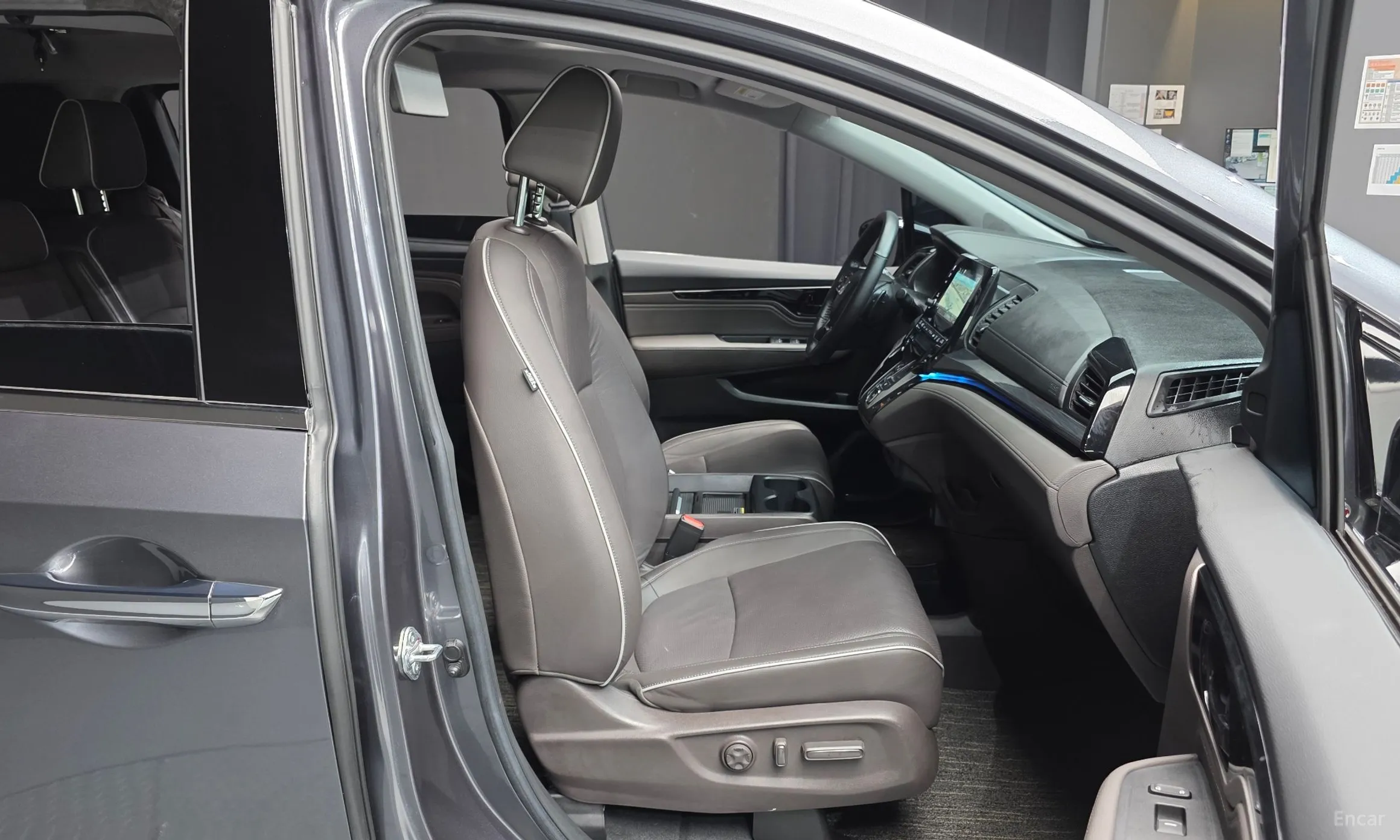 Honda Odyssey превью 11