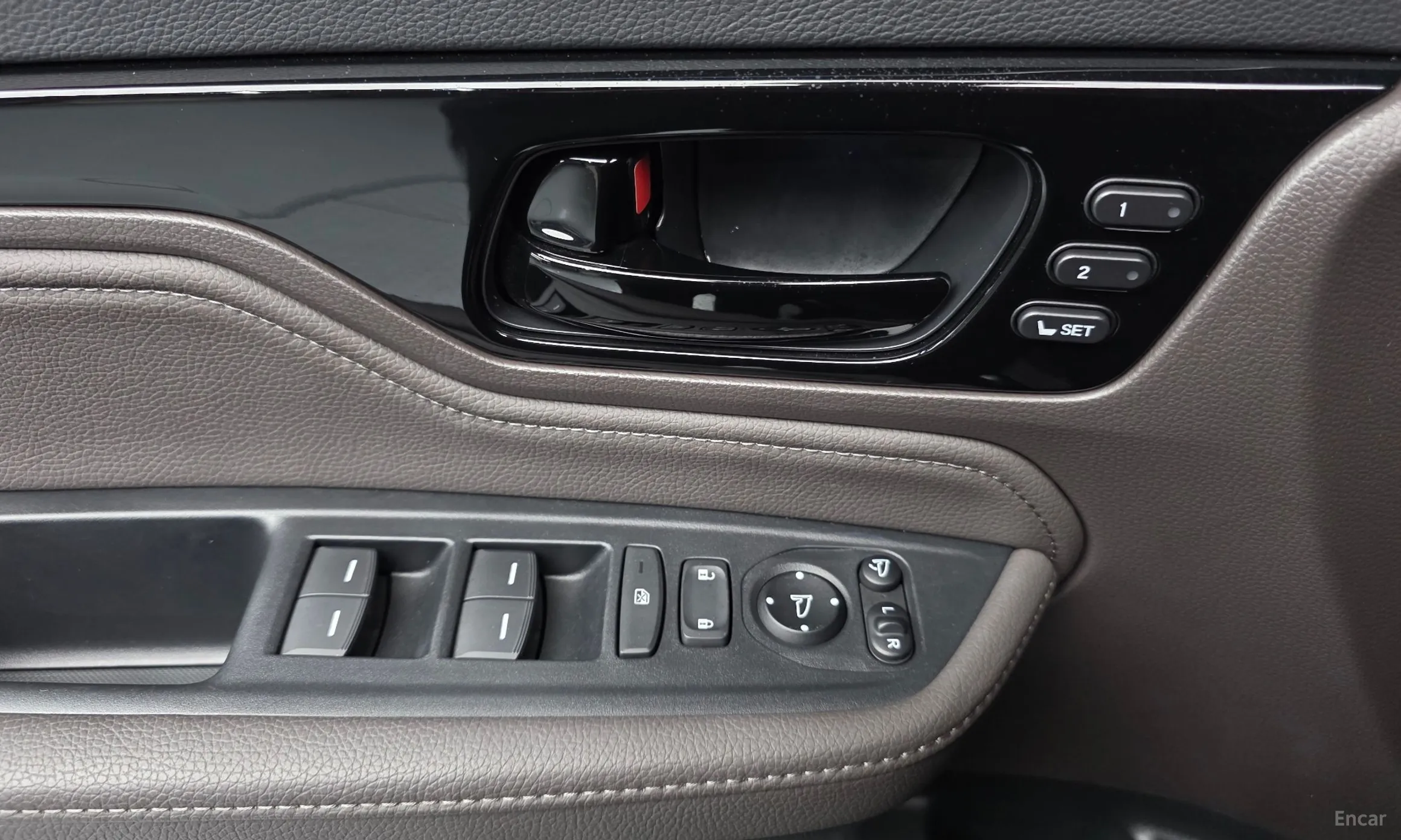 Honda Odyssey превью 13