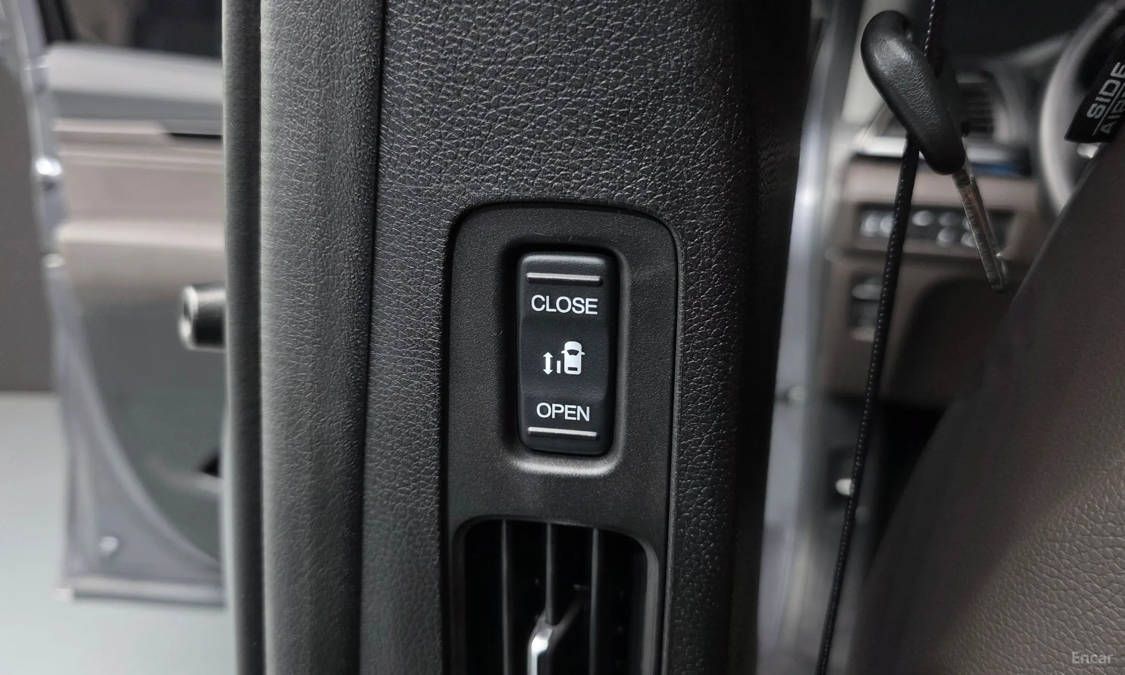 Honda Odyssey превью 20