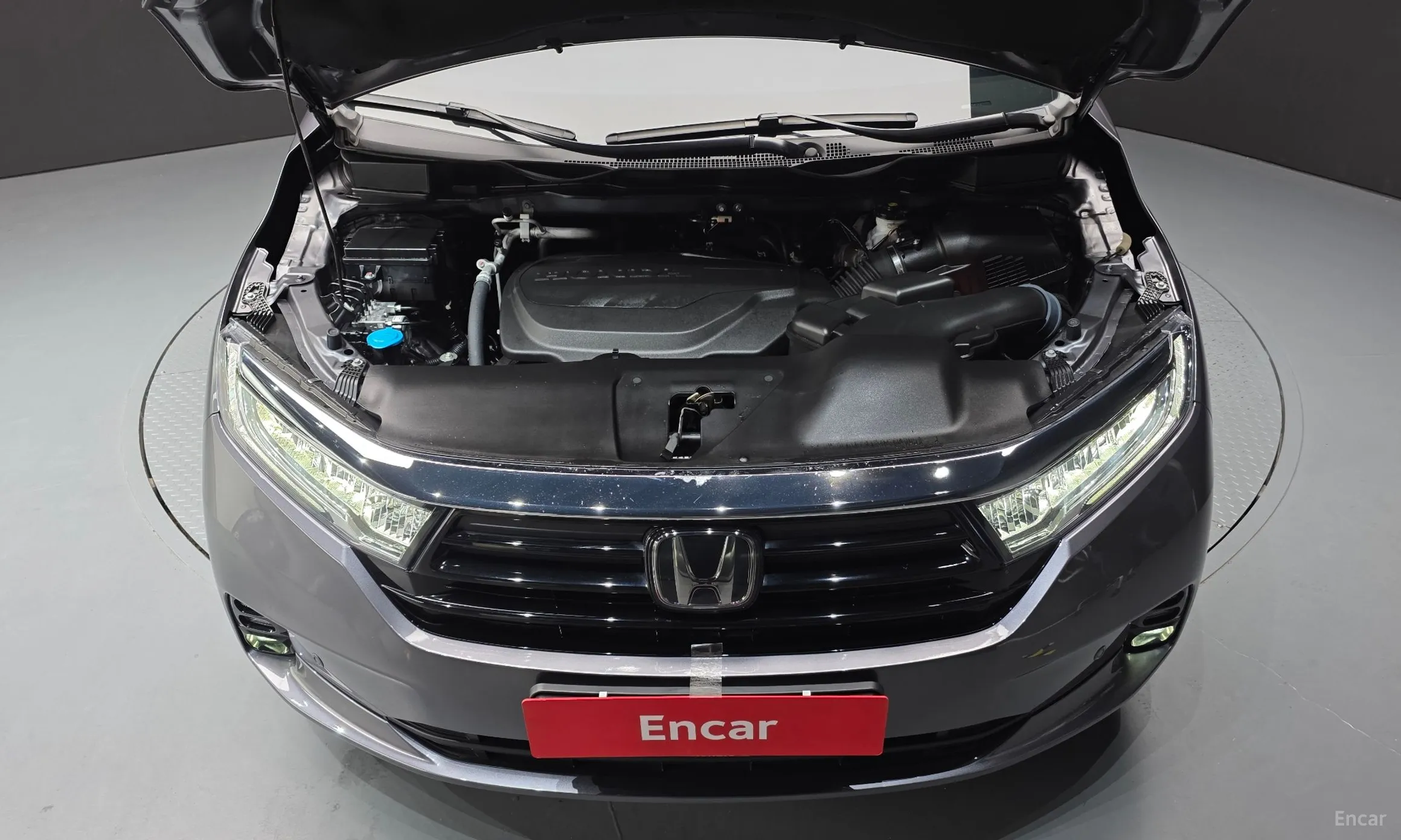 Honda Odyssey превью 6