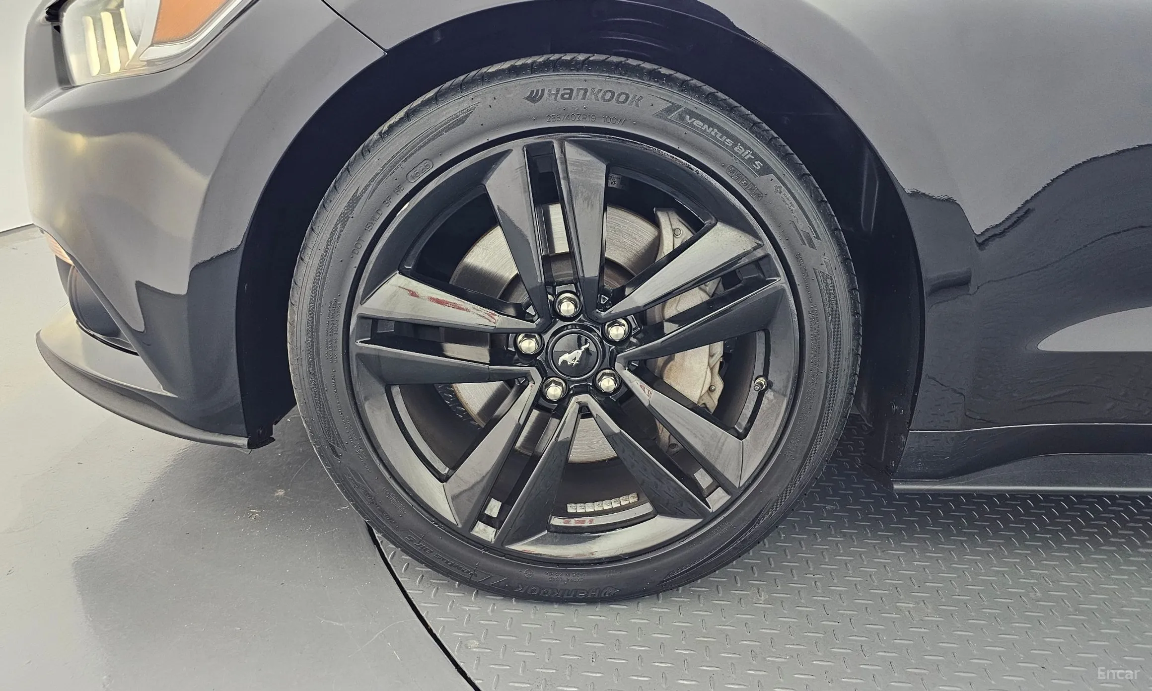 Ford Mustang превью 5
