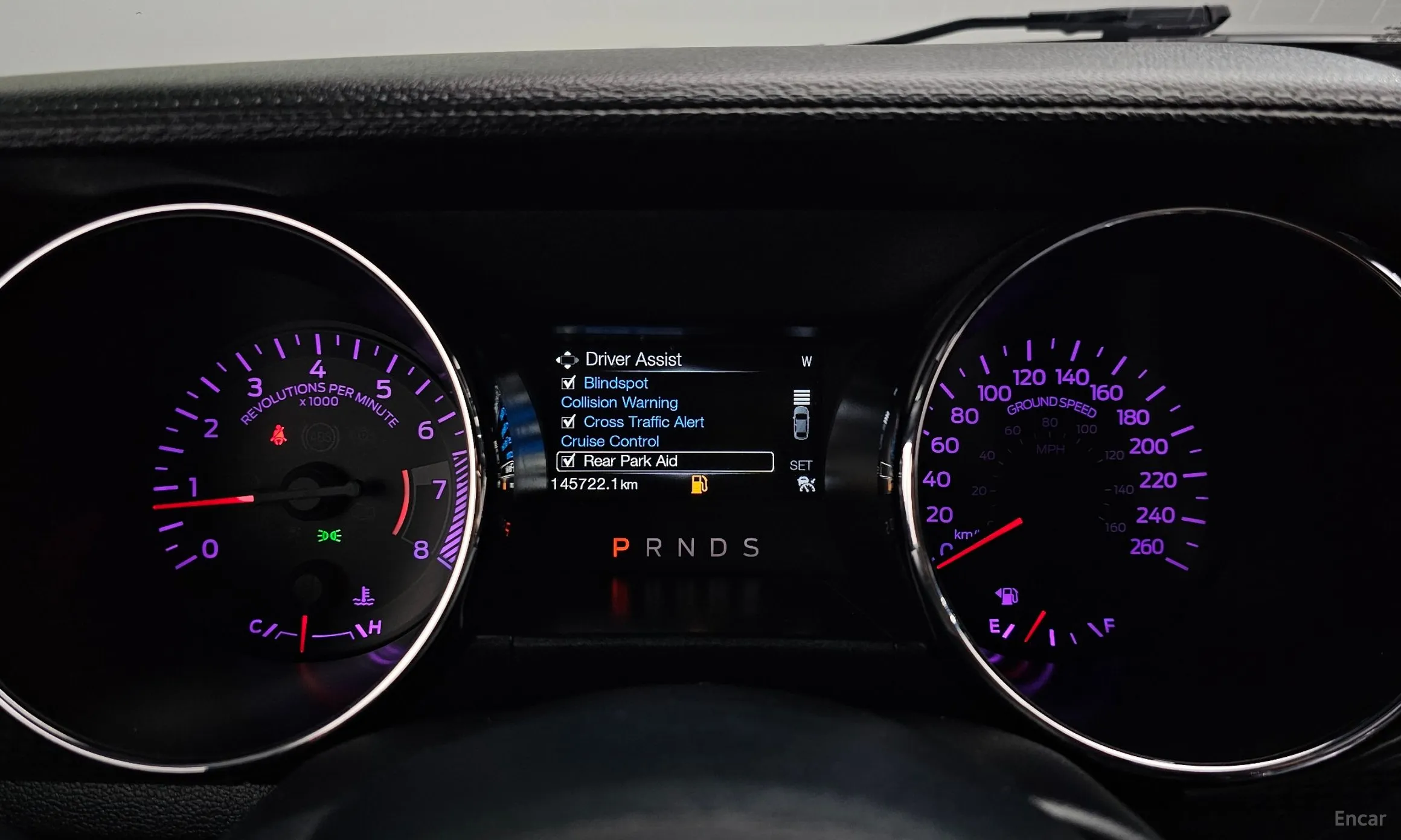 Ford Mustang превью 8