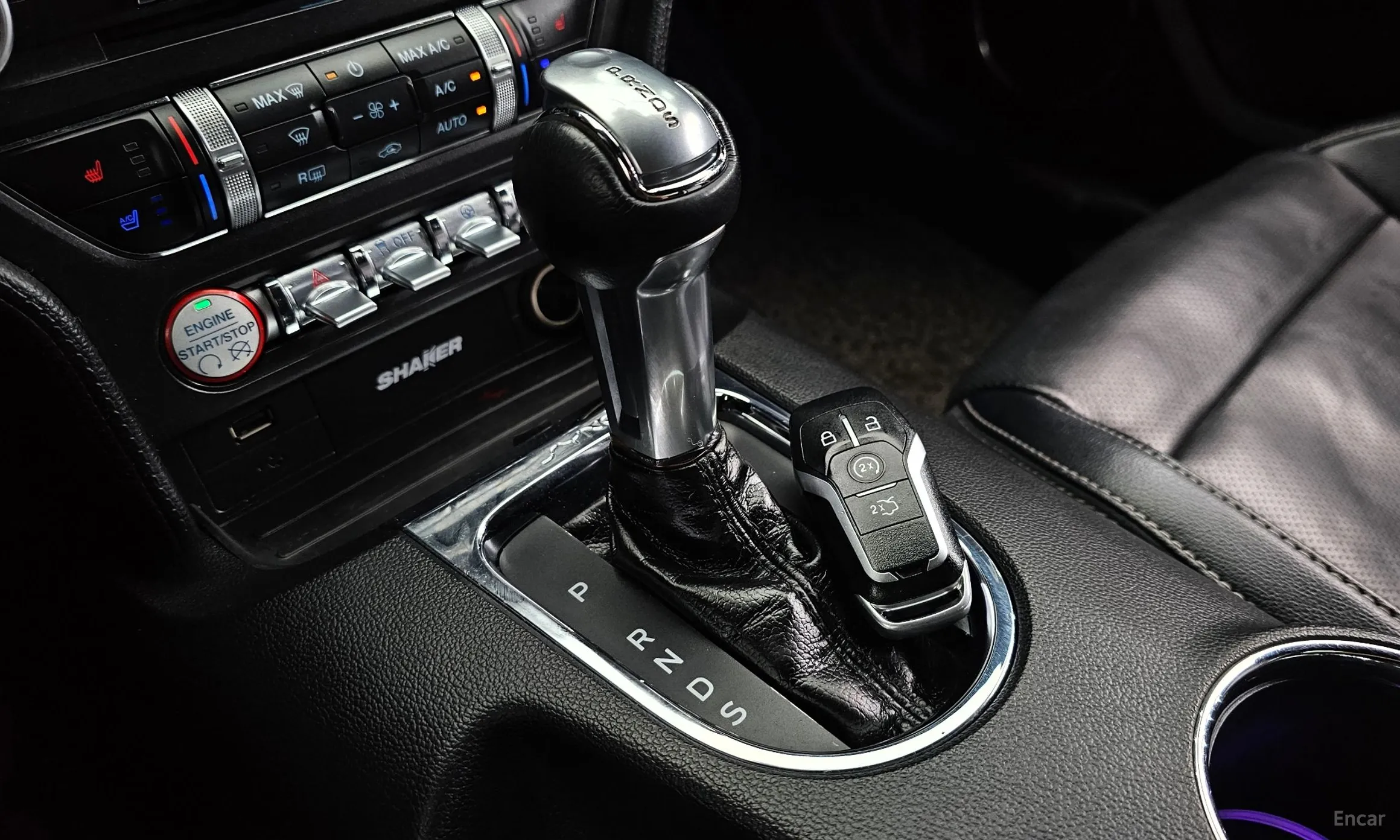 Ford Mustang превью 9