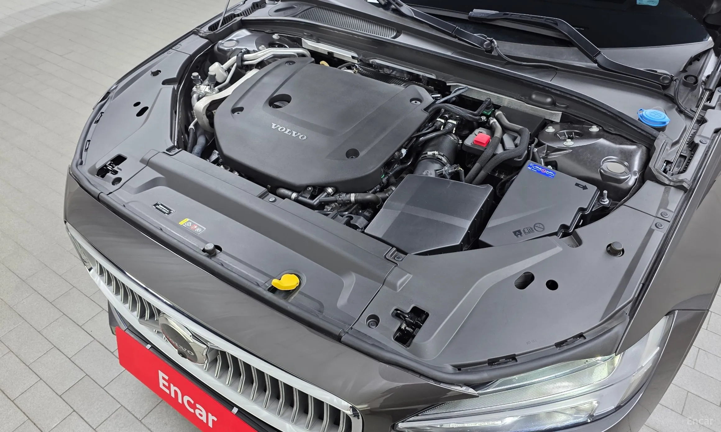 Volvo S90 превью 6