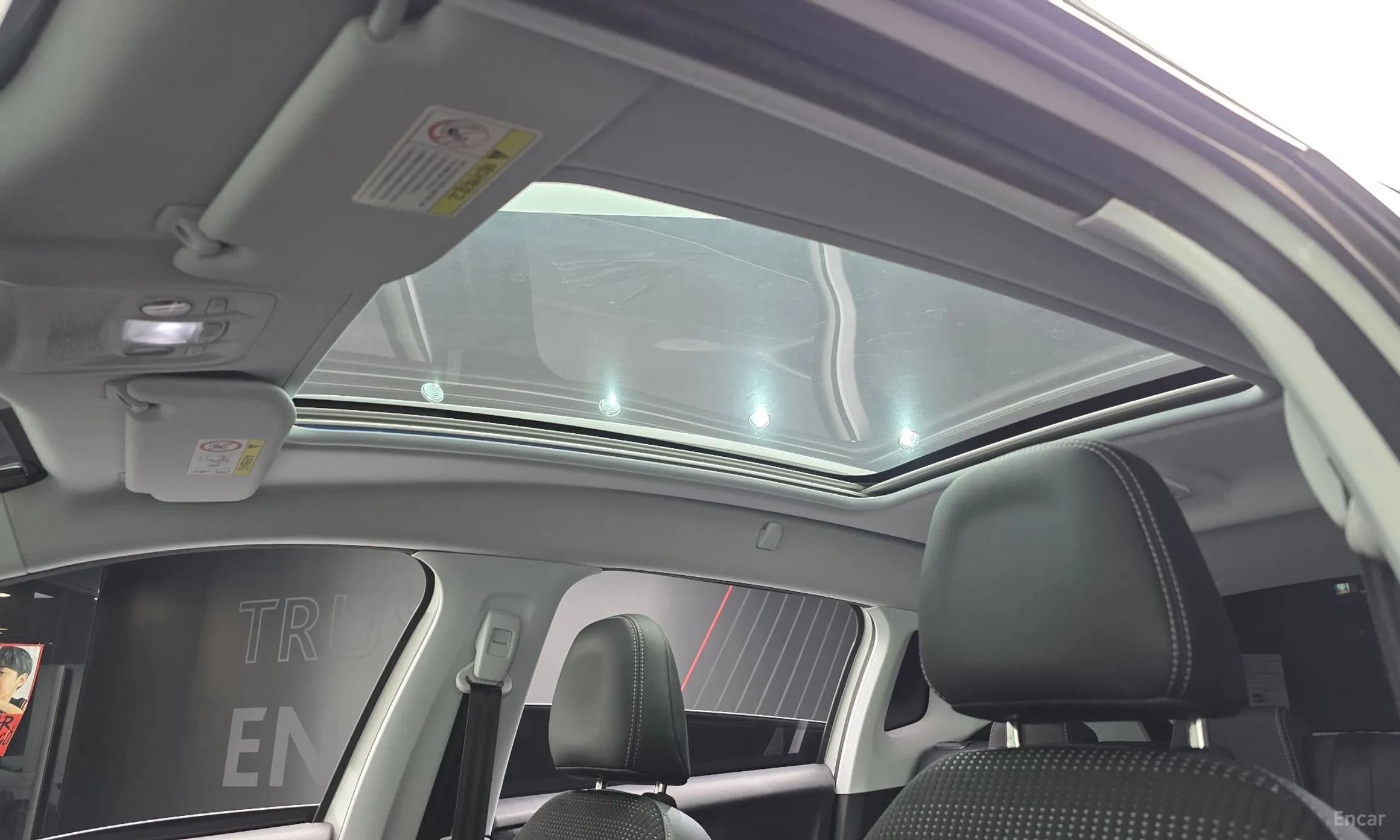 Peugeot 2008. превью 15