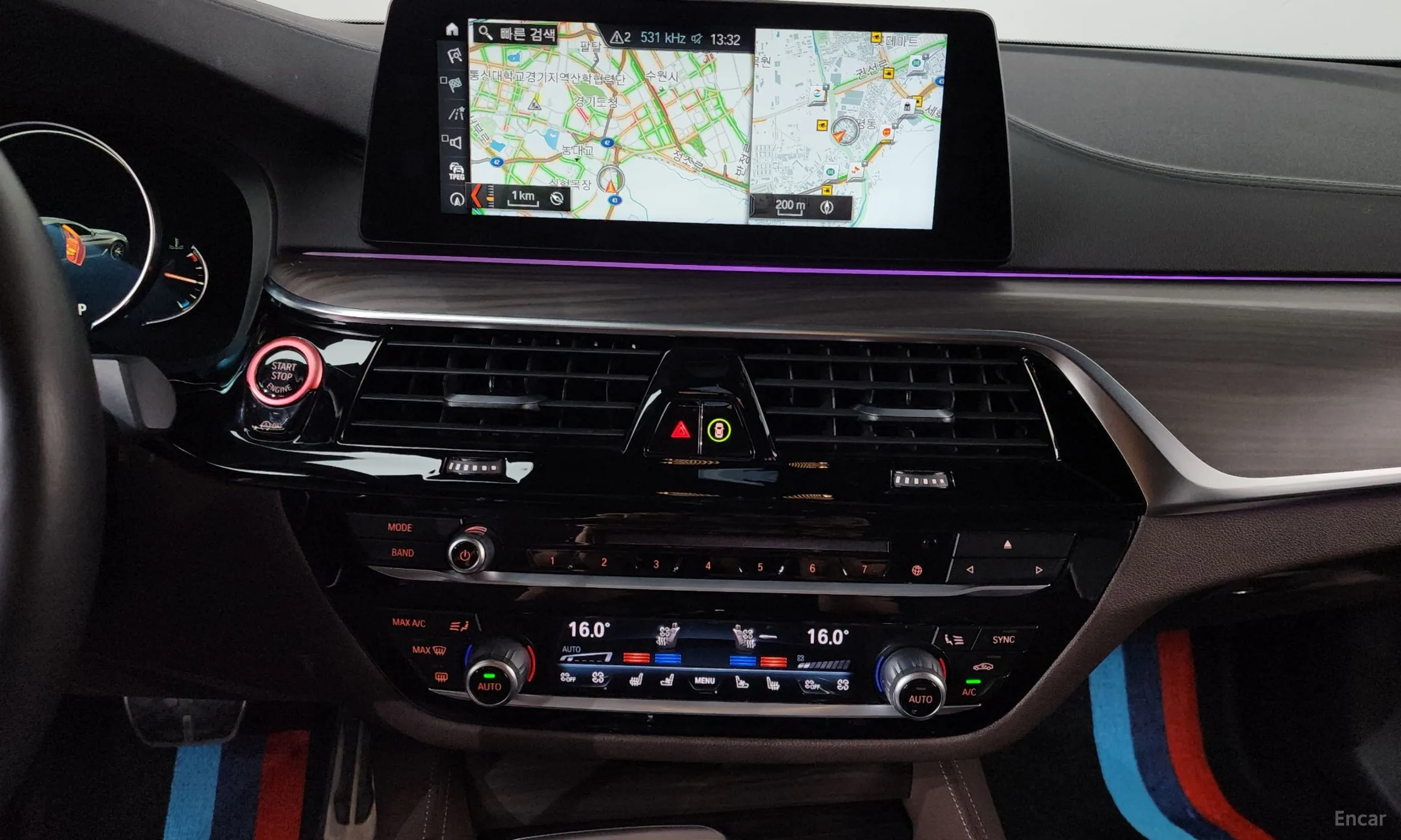 BMW 5 Series (G30) превью 12