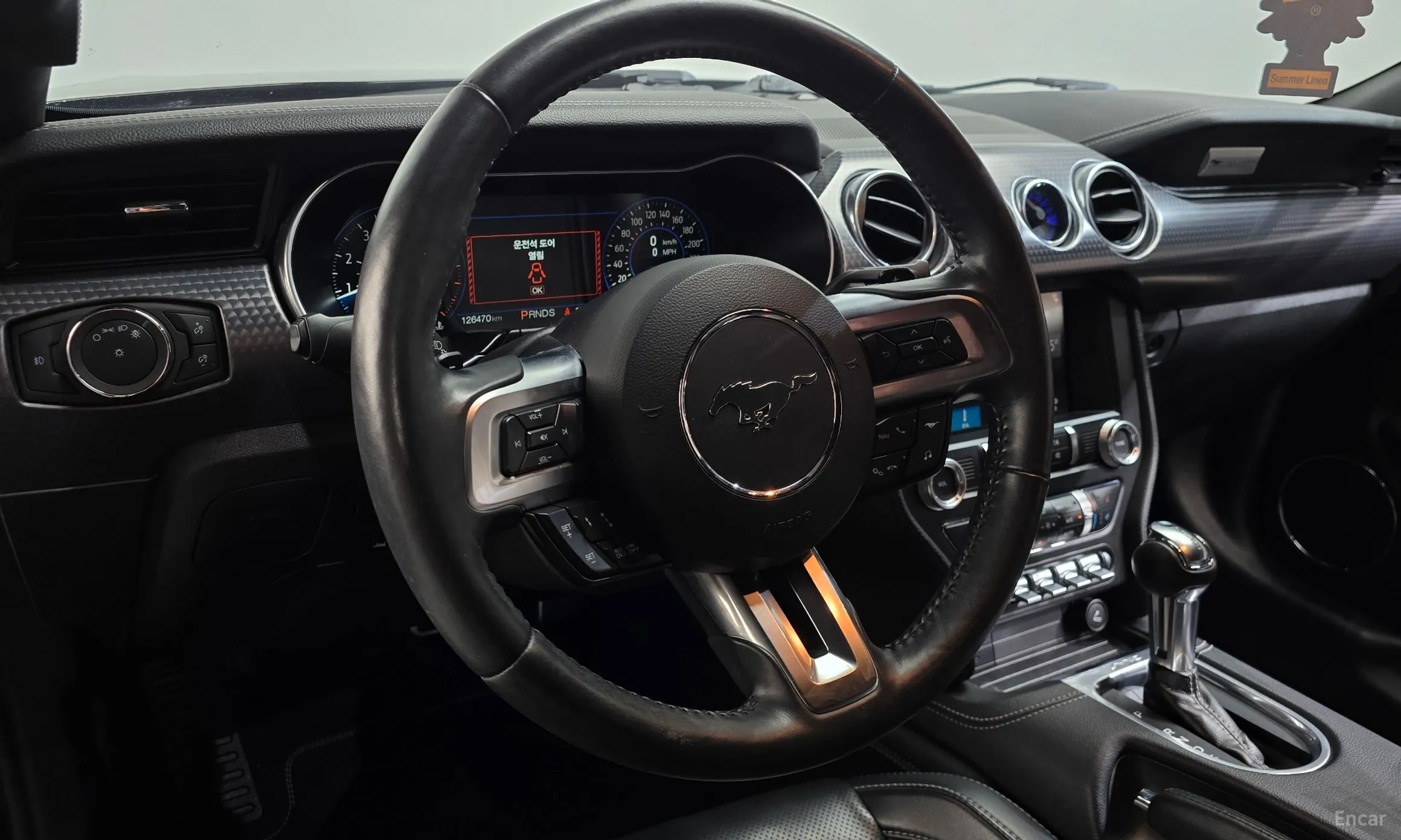 Ford Mustang превью 14