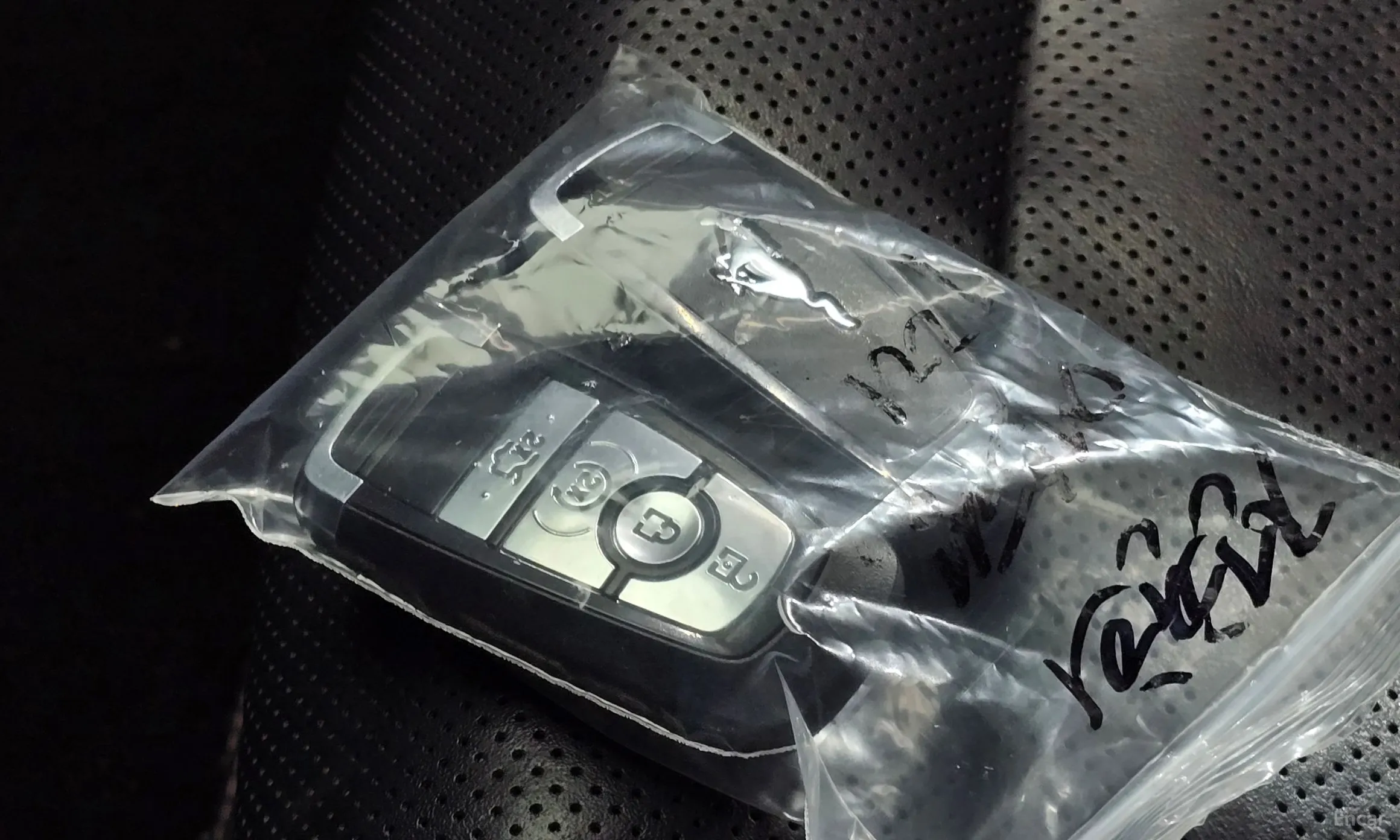 Ford Mustang превью 16