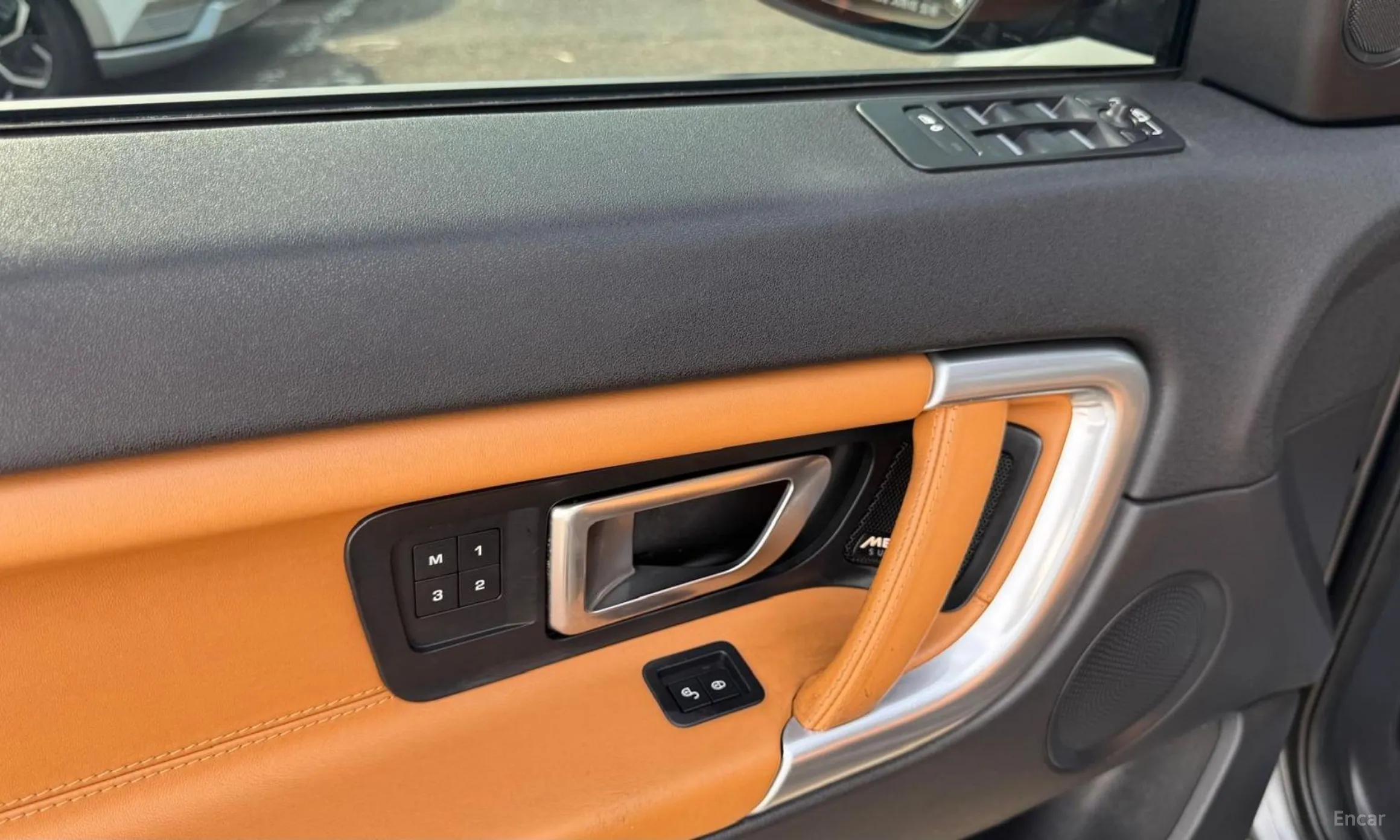 Land Rover Discovery Sports превью 14
