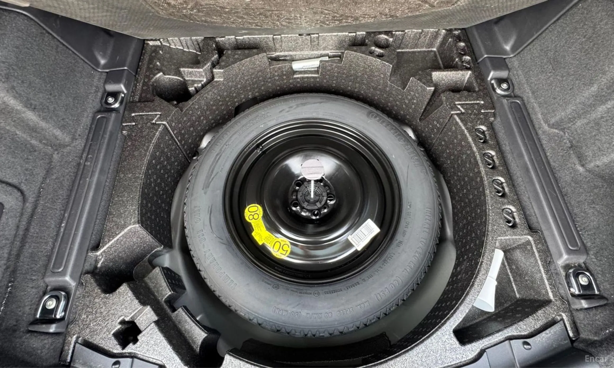 Land Rover Discovery Sports превью 20
