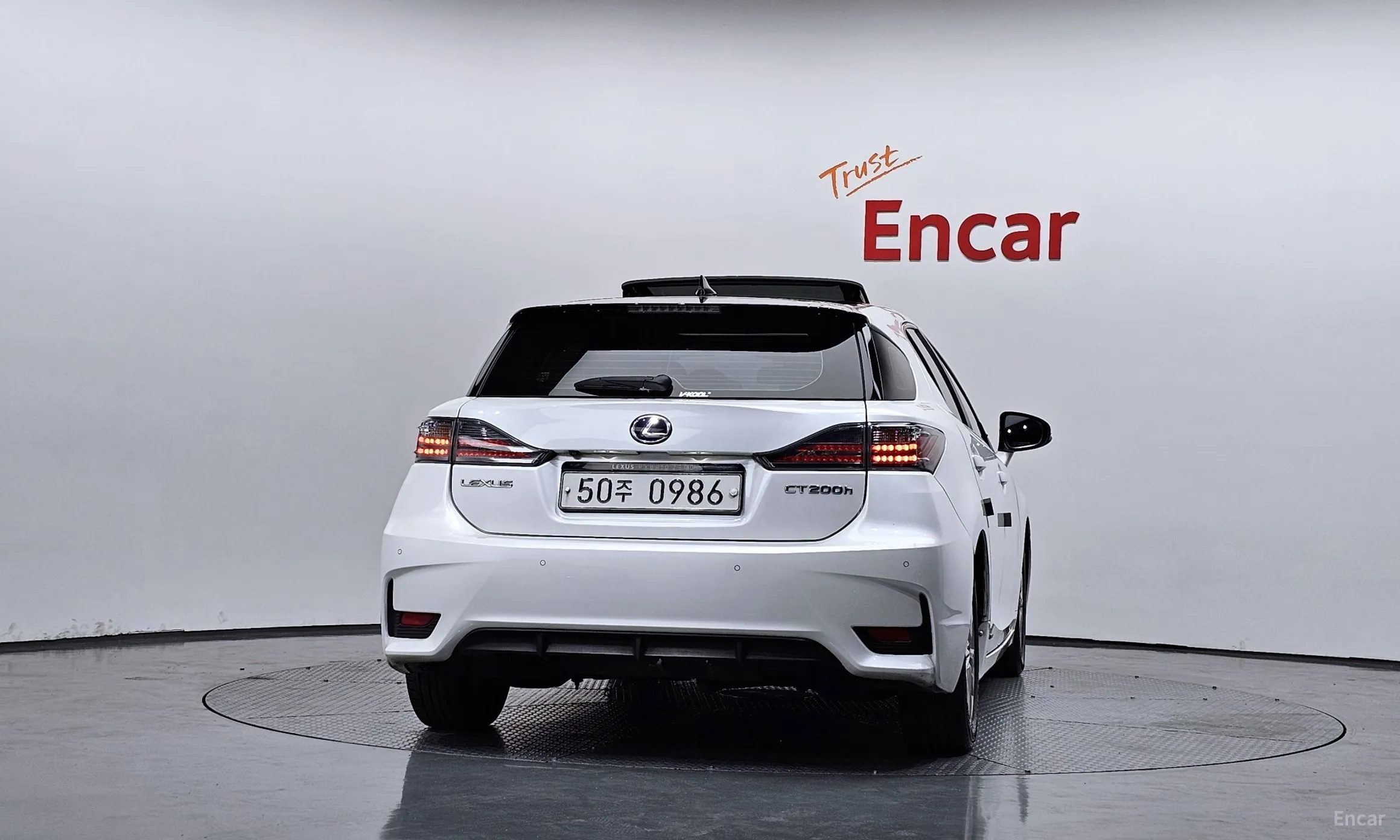Lexus CT200h превью 4