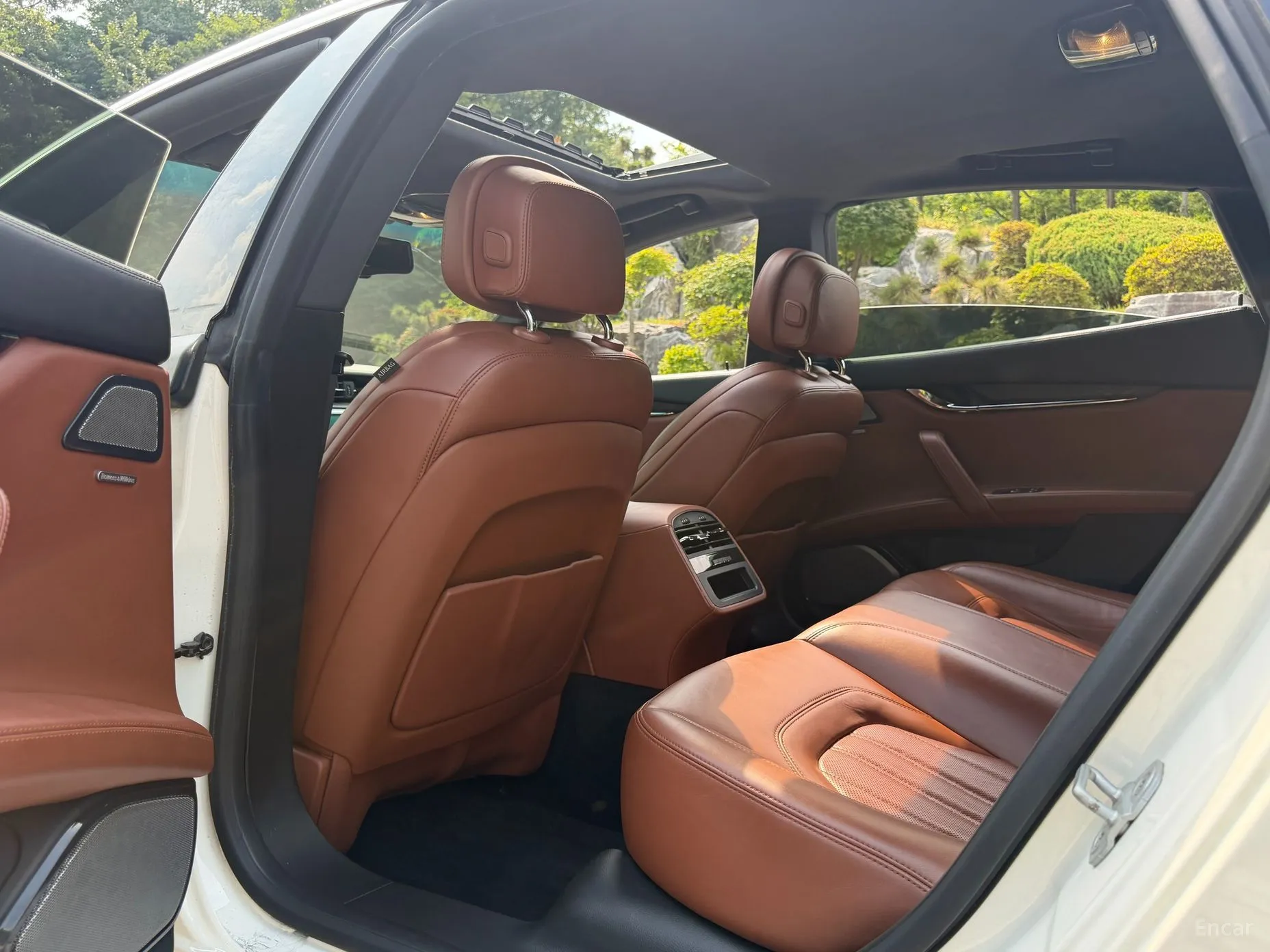 Maserati Quattroporte превью 16